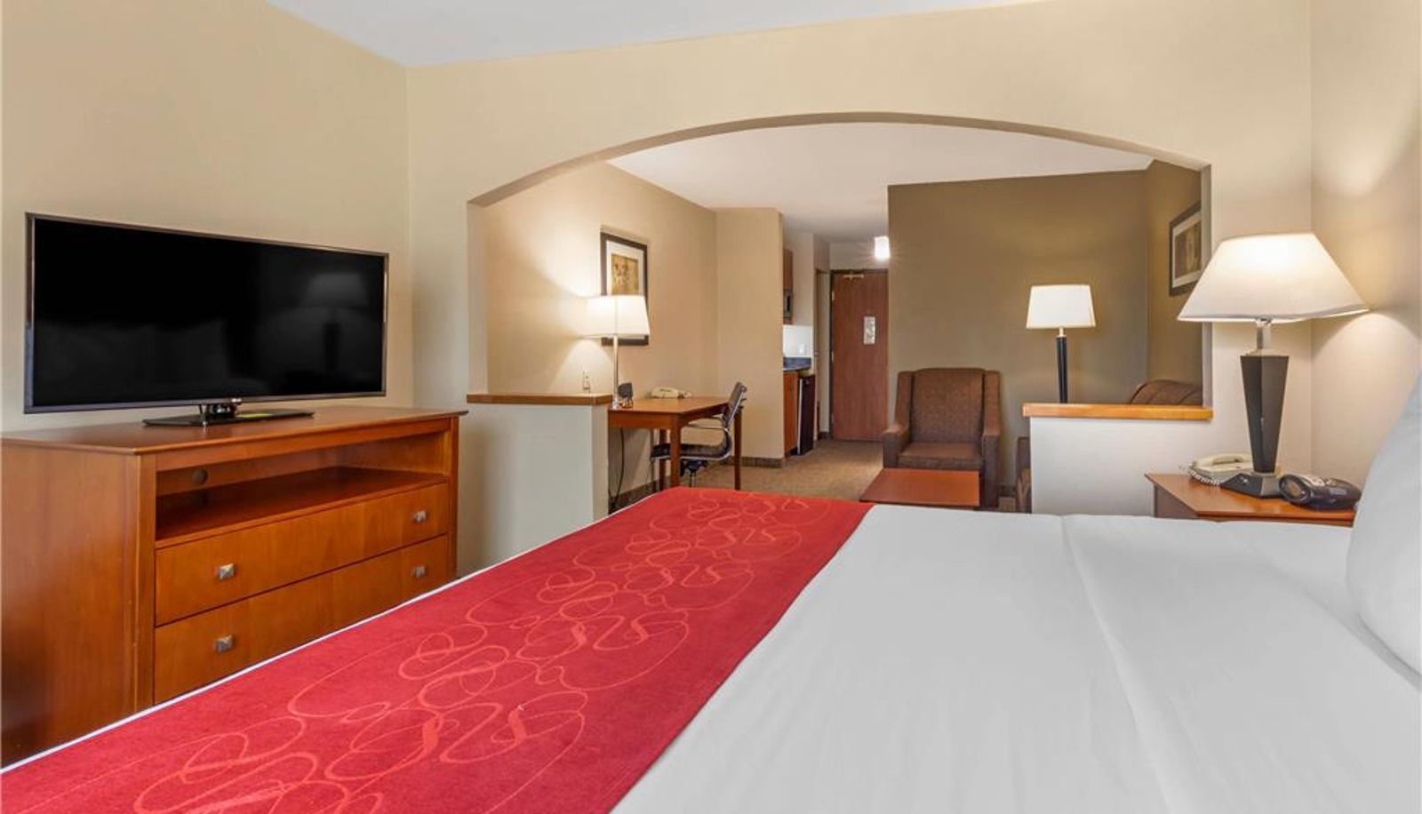 Suite - Comfort Suites North Dallas