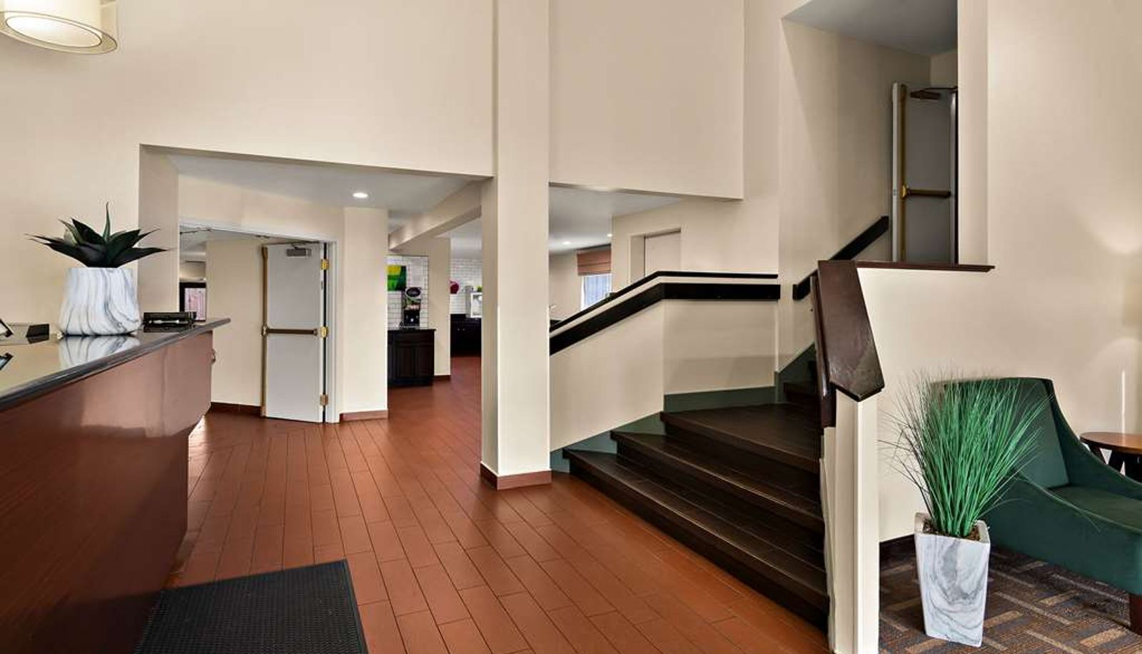 Lobby - Quality Inn Memphis Northeast near I-40