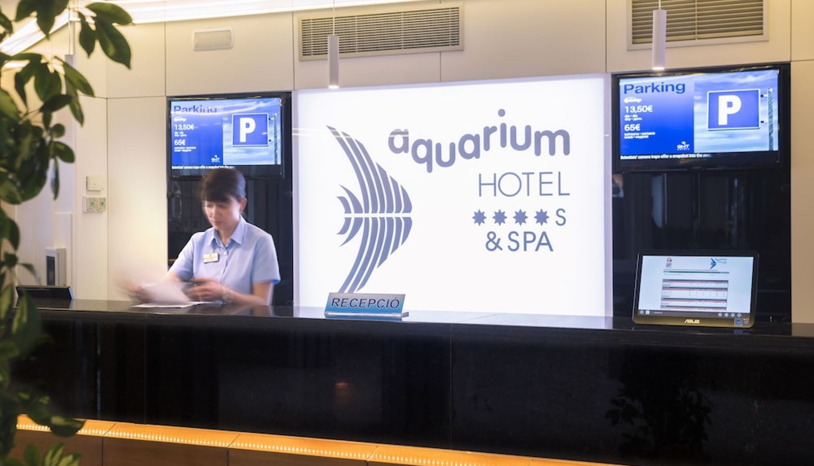 Rezeption - Hotel GHT Aquarium & Spa