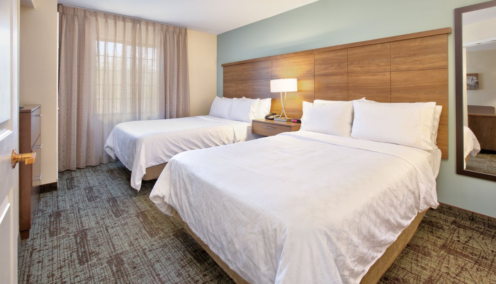 Camera - Staybridge Suites CORNING by IHG