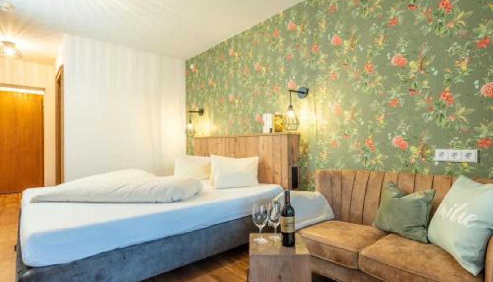 Zimmer - Hotel Krone Tirol