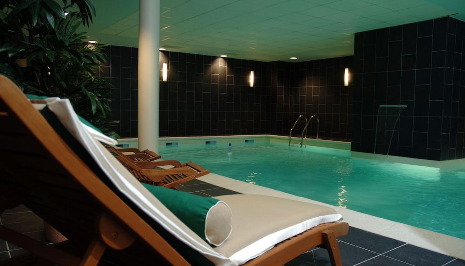 Piscina - Amiral Hôtel