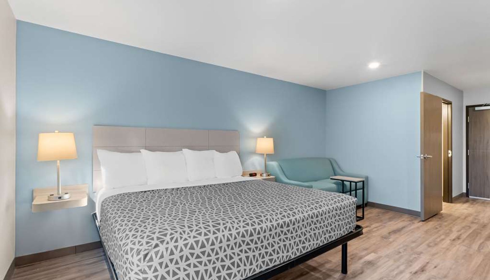 Room - WoodSpring Suites Centennial - Denver Tech Center