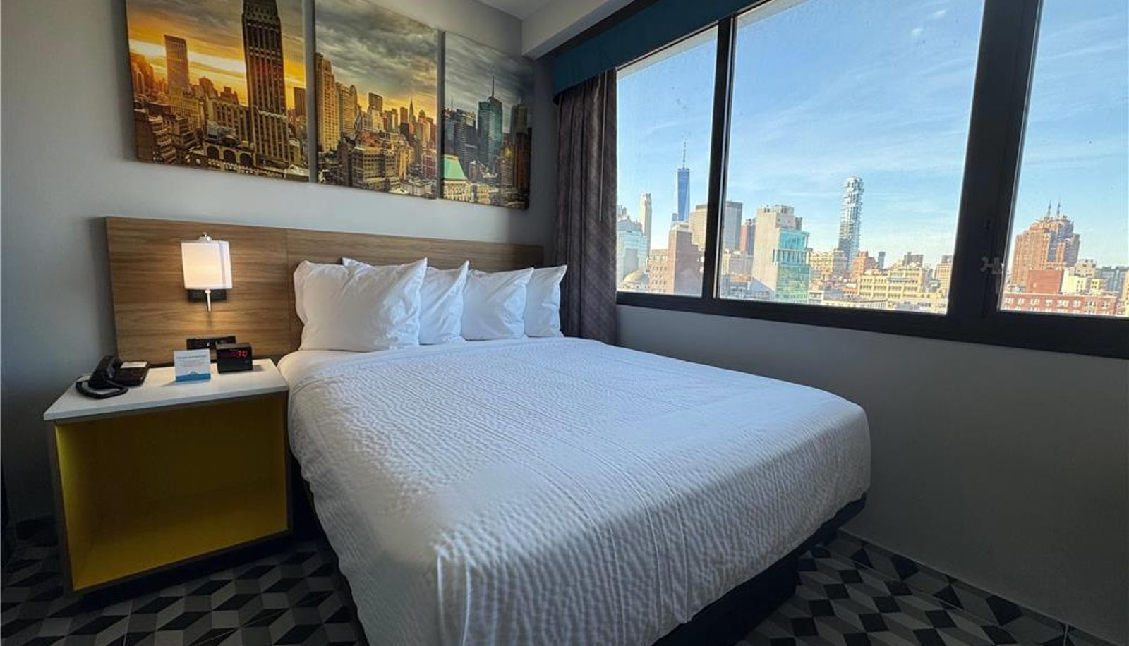 Zimmer - Days Inn by Wyndham New York Chinatown