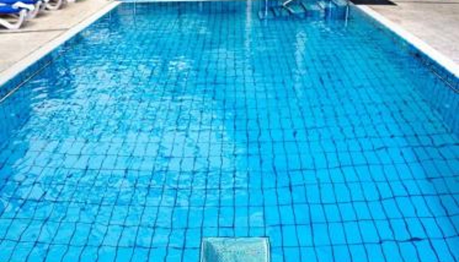 Zwembad - ARNOIA CALDARIA HOTEL Y BALNEARIO