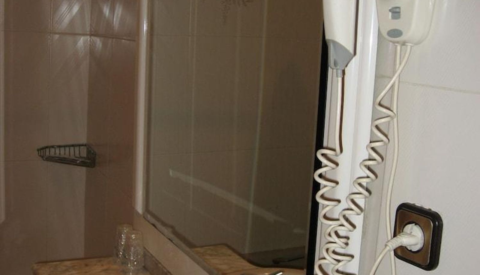 Standard room - Hostal Maria Cristina