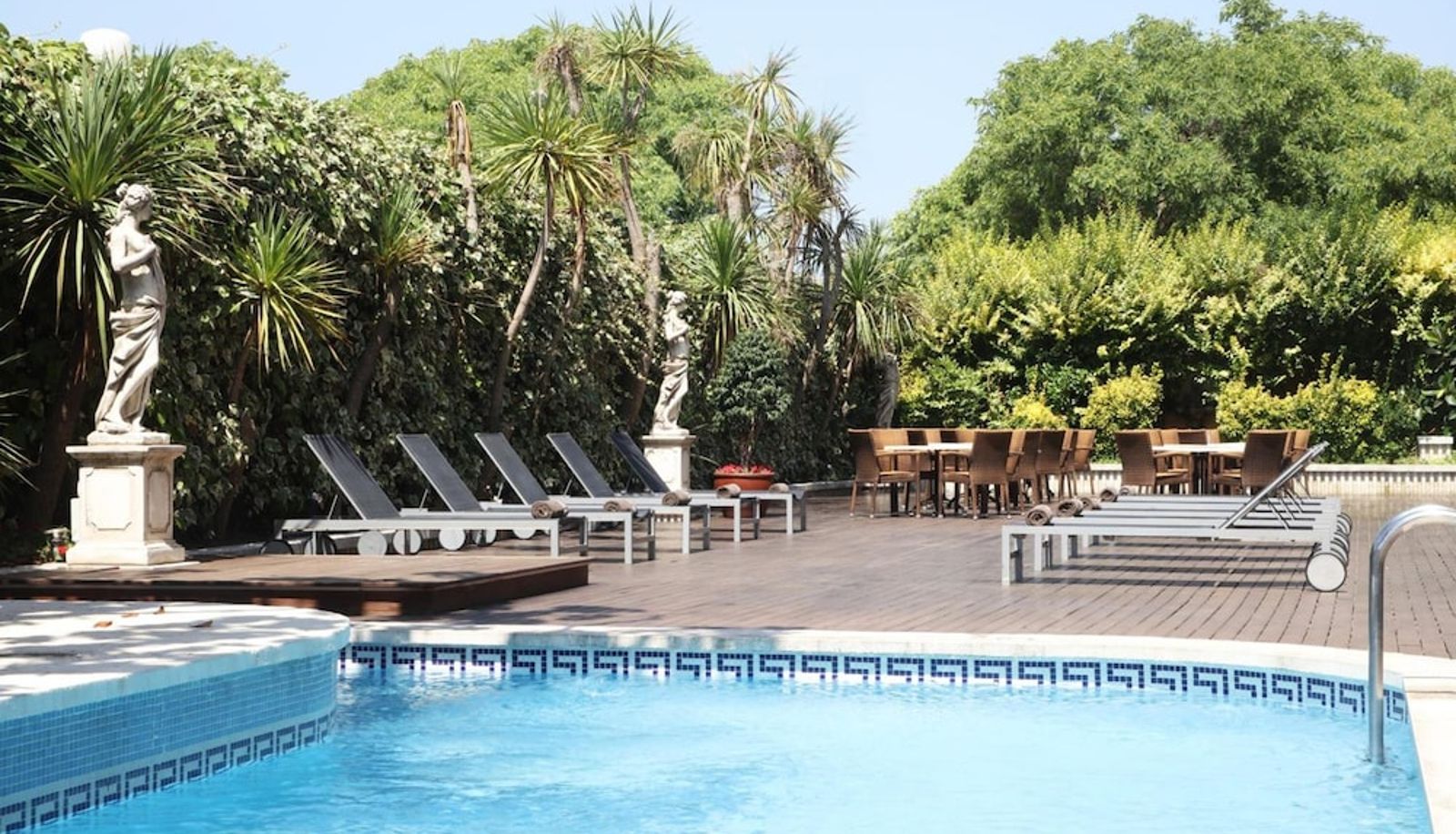Pool - Augusta Club & Spa - Adults Only