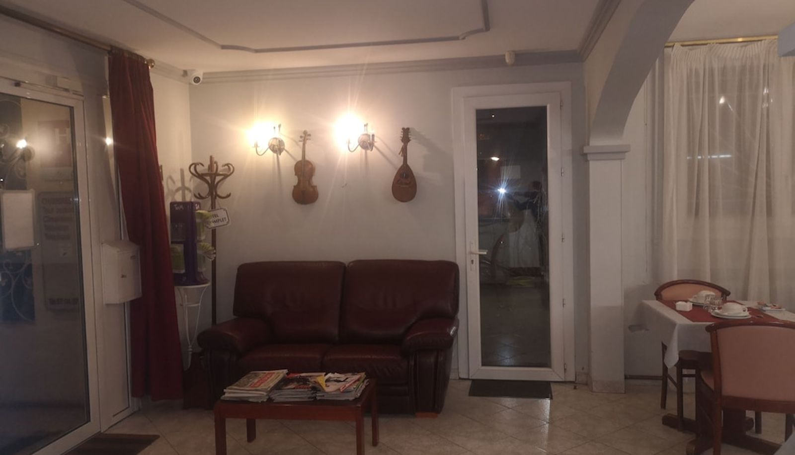 Réception - Hôtel les Troenes