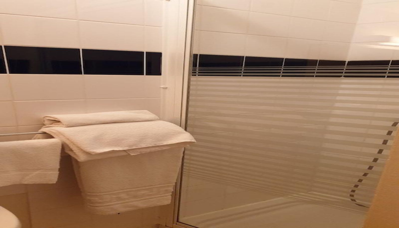 Standard room - Le Normandie