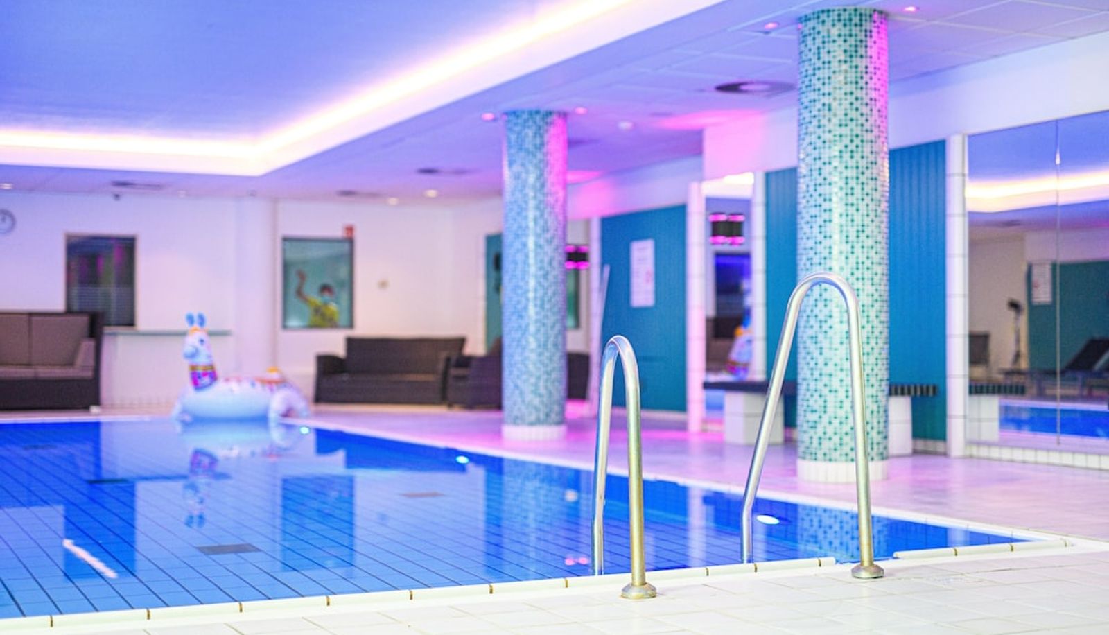 Piscina - Holiday Inn LUBECK by IHG