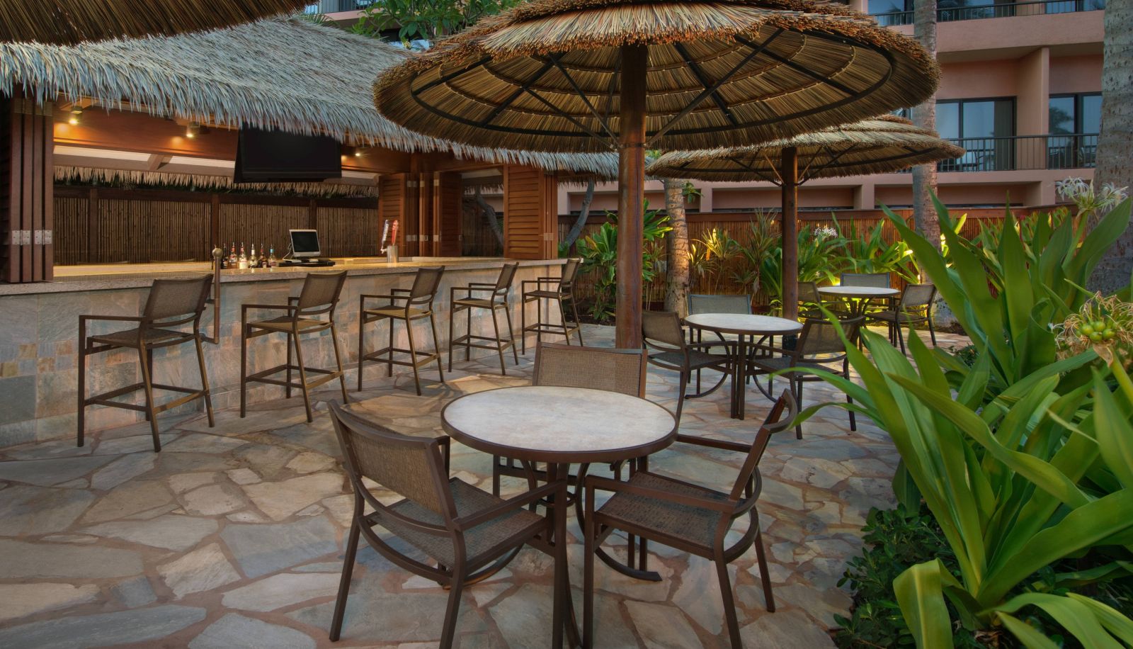 Bar - Marriotts Maui Ocean Club Lahaina and Napili Towers
