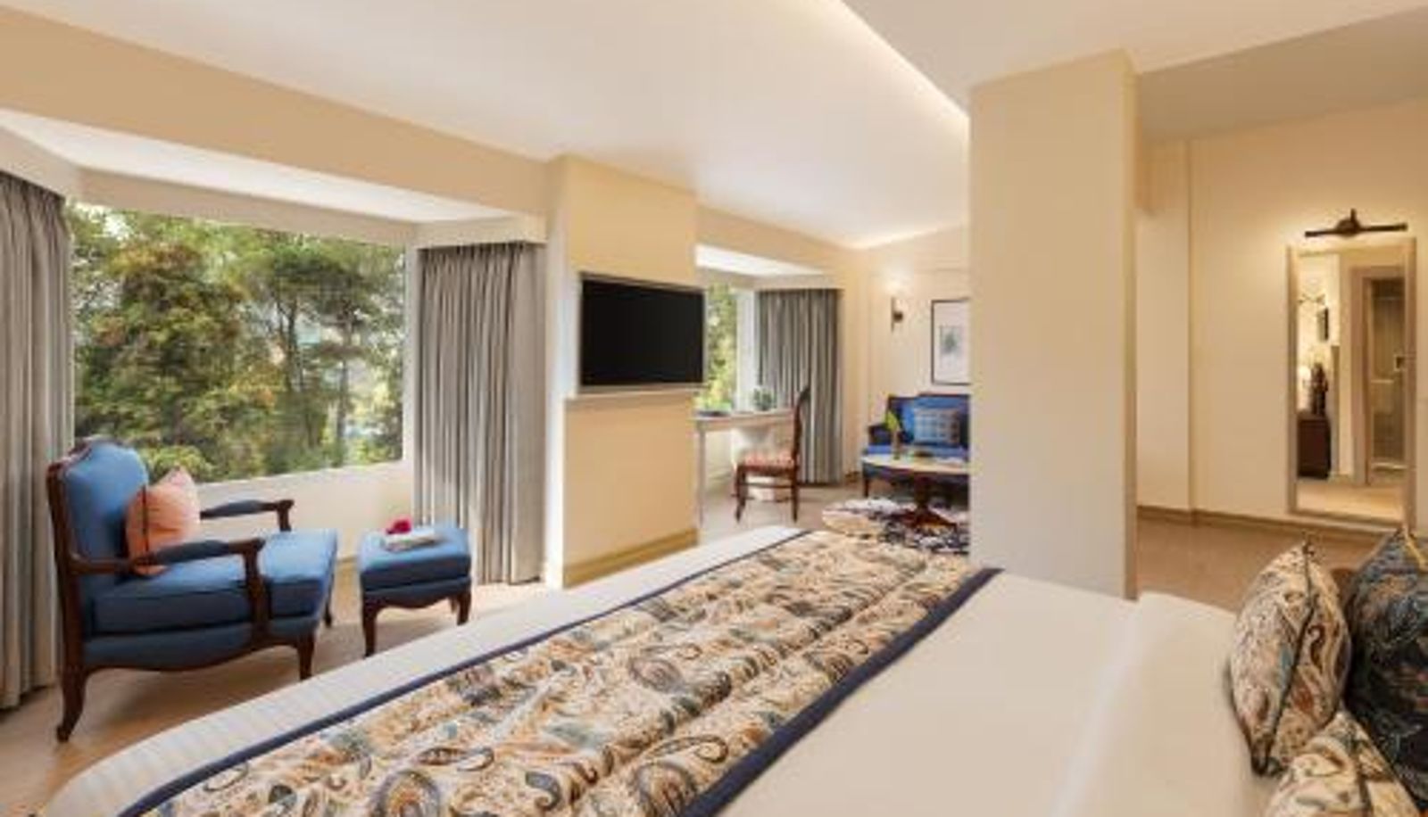 Suite - Naukuchiatal - IHCL SeleQtions Naukuchia House