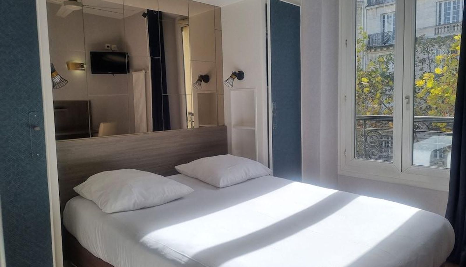 Standard room - Hotel Eiffel Kensington