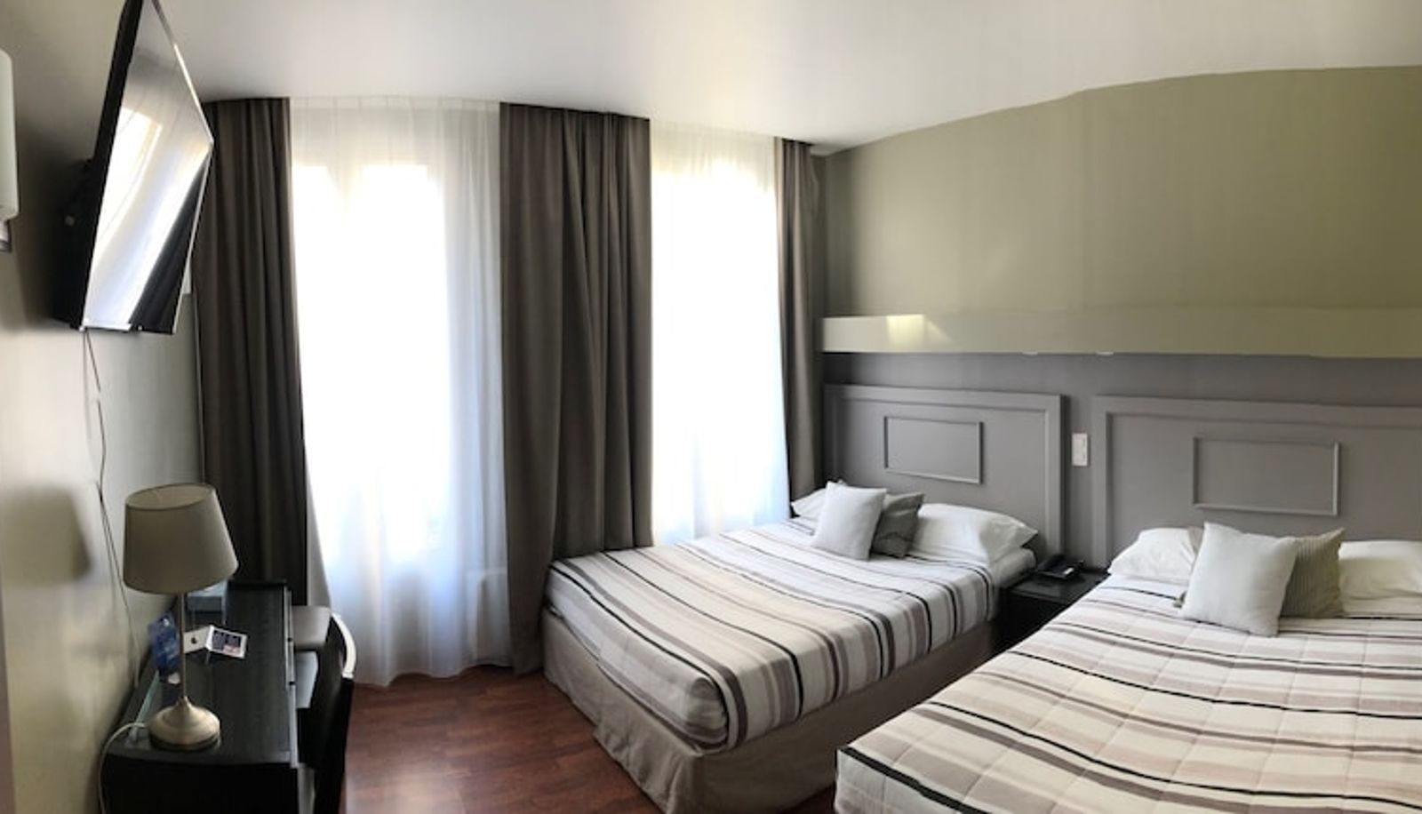 Info - Hotel Cosmotel
