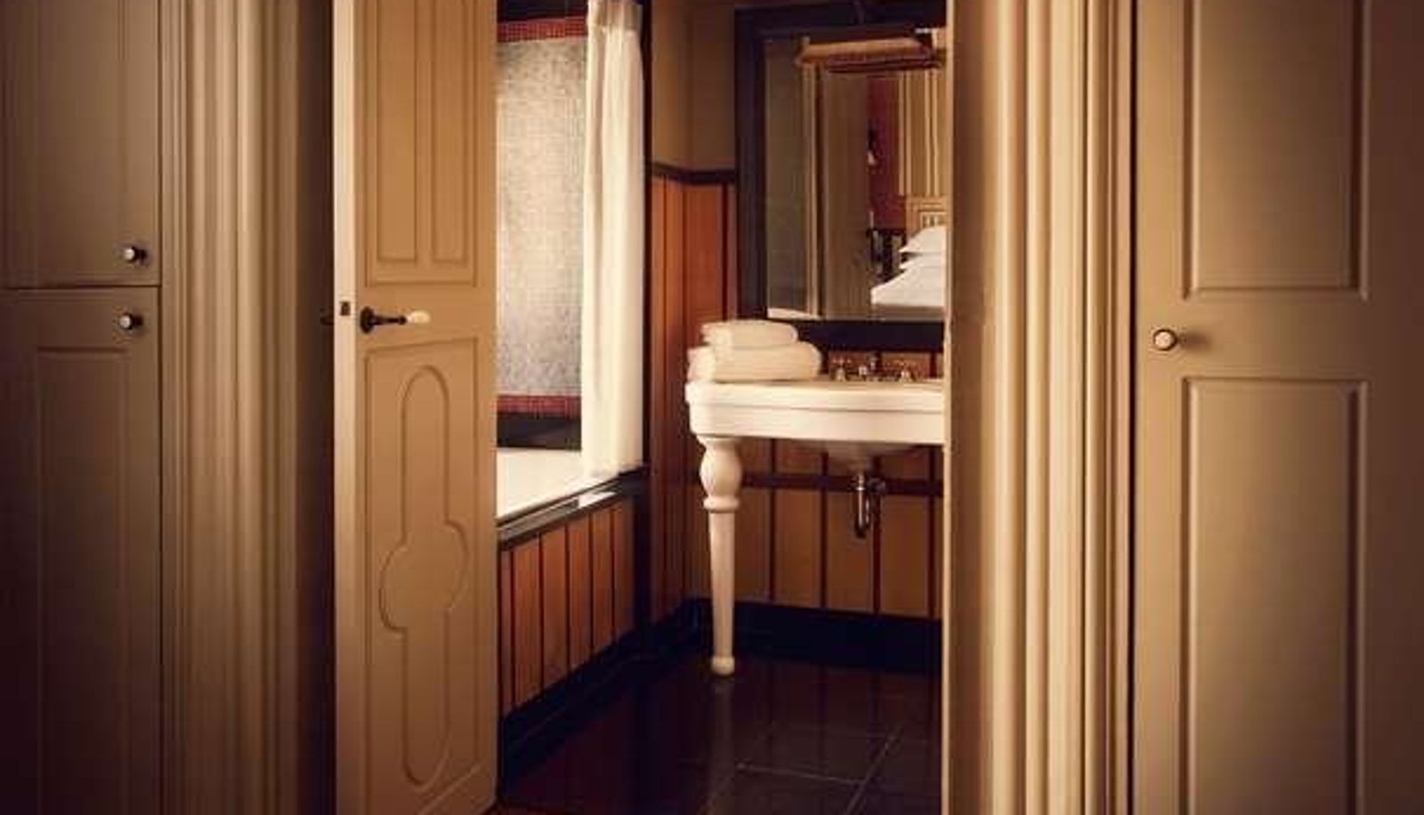 Camera - Hotel Bourg Tibourg