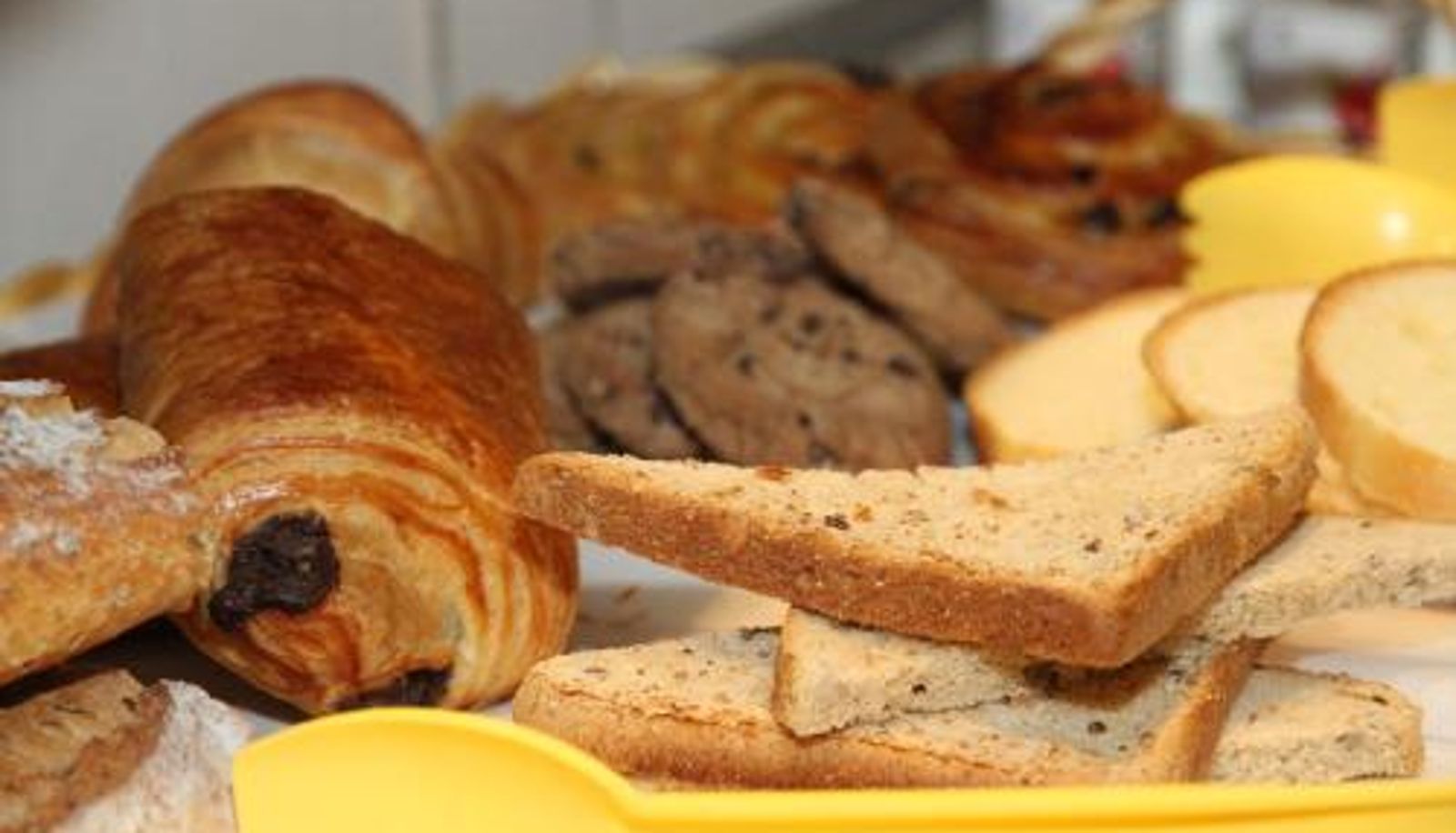 Sala prima colazione all'interno del ristorante - Logis Hôtel Le Central Logis