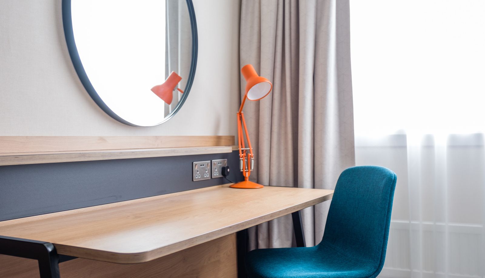 Zimmer - JCT. 4 by IHG Holiday Inn HIGH WYCOMBE M40