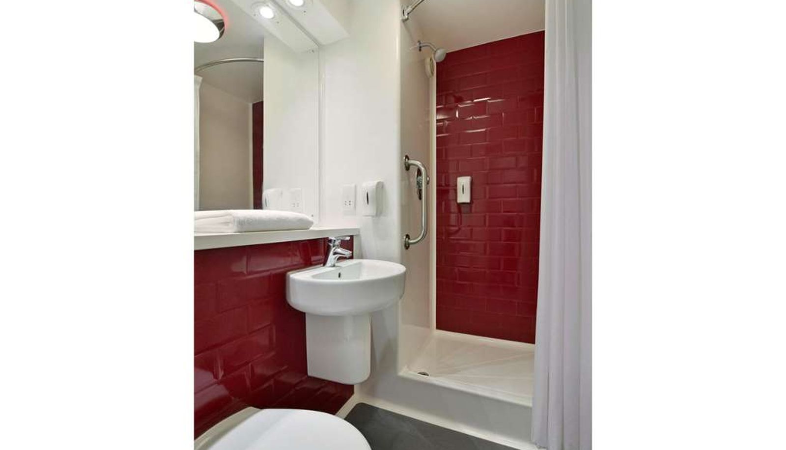Room - TRAVELODGE MANCHESTER CENTRAL