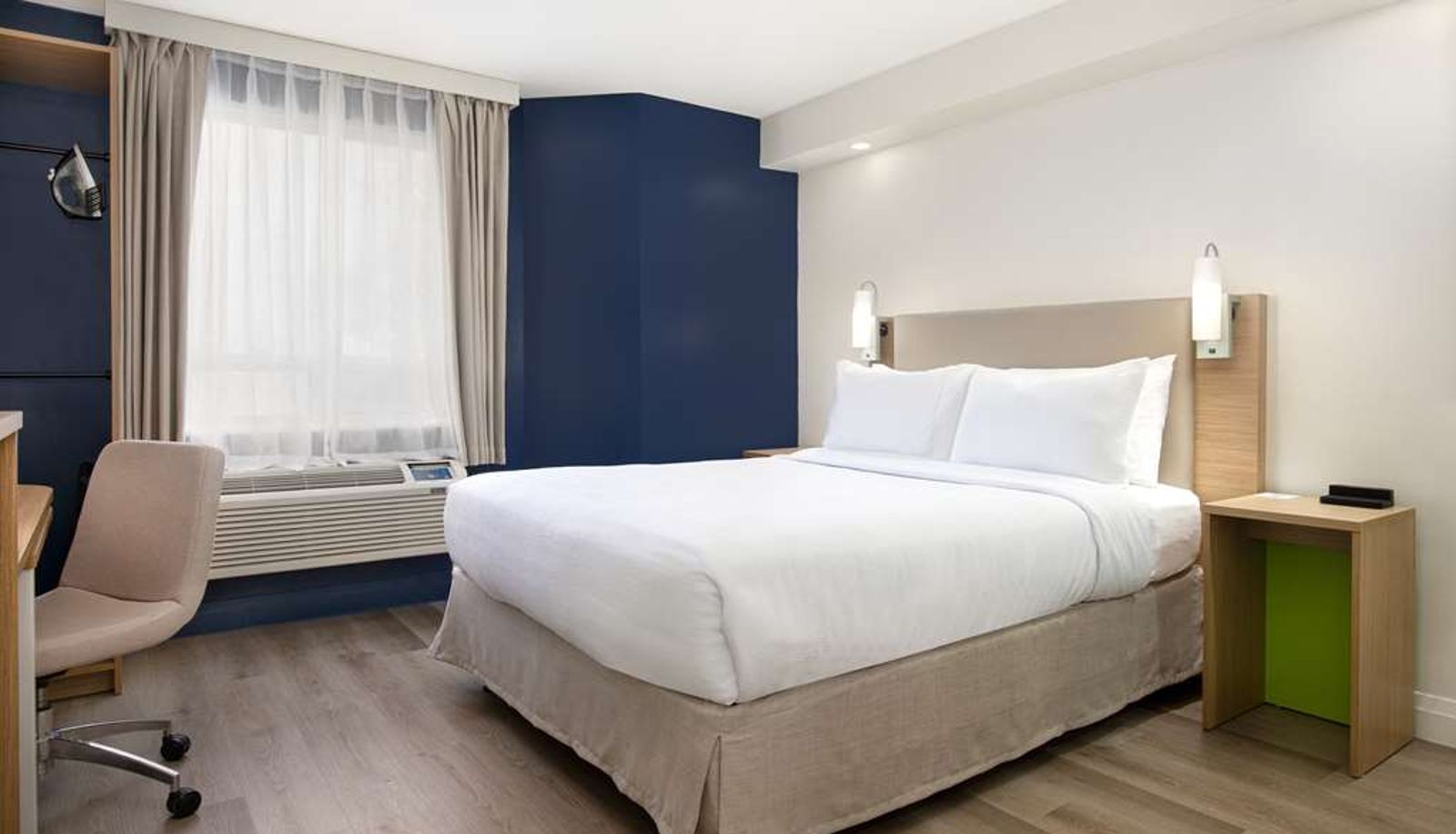 Habitación - Spark by Hilton Brockville