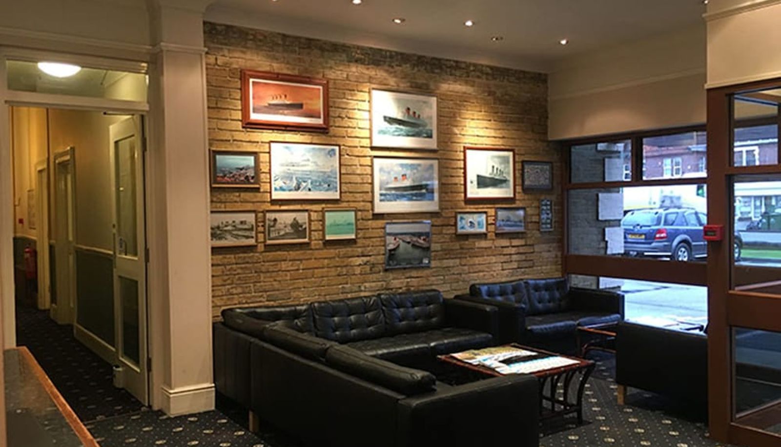 Hal - The Elizabeth House Hotel
