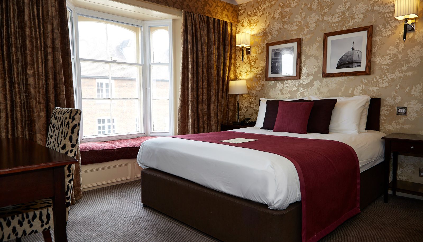 Zimmer - The Bell Hotel Woburn