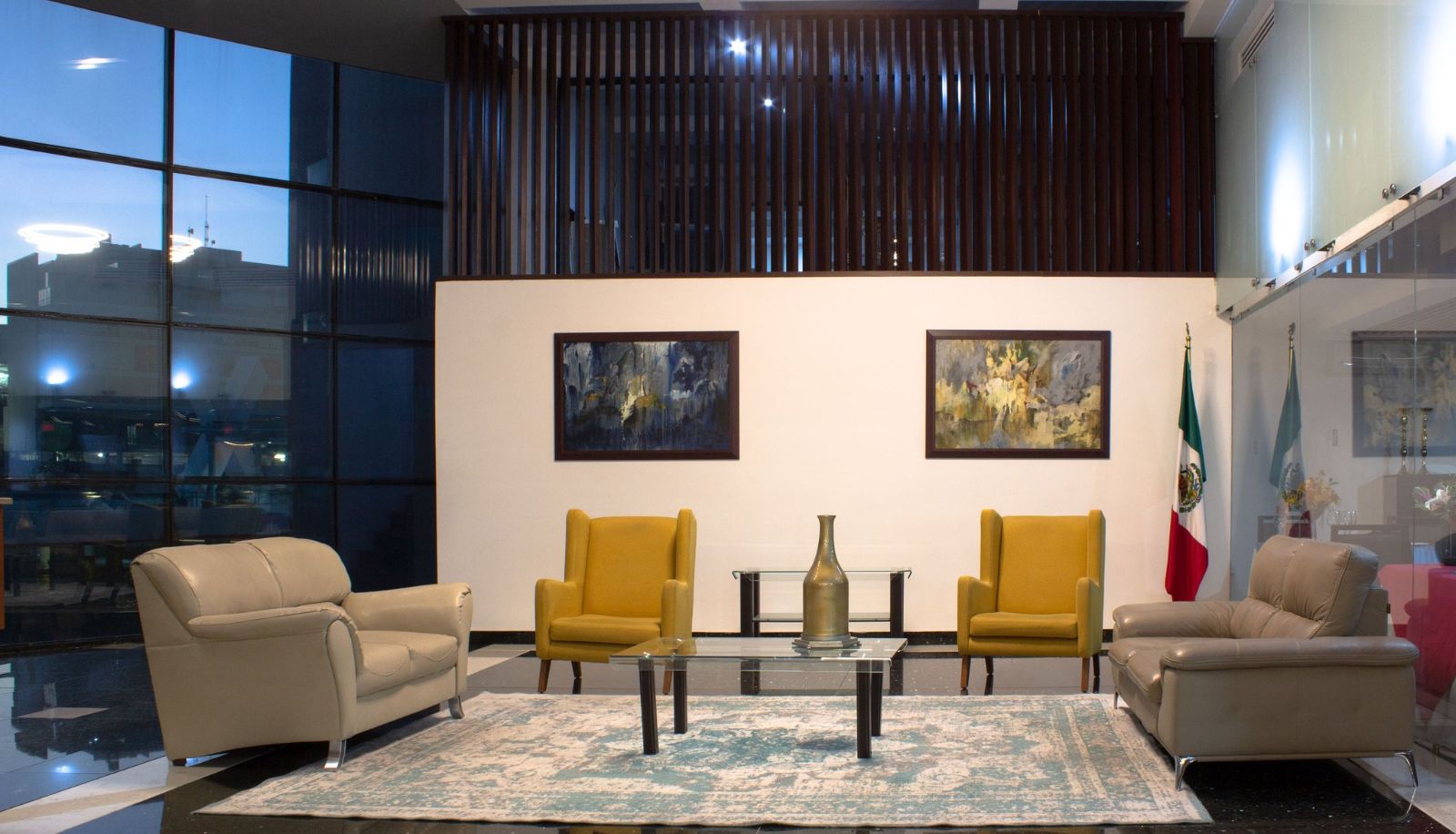 Info - Holiday Inn QUERETARO ZONA DIAMANTE by IHG