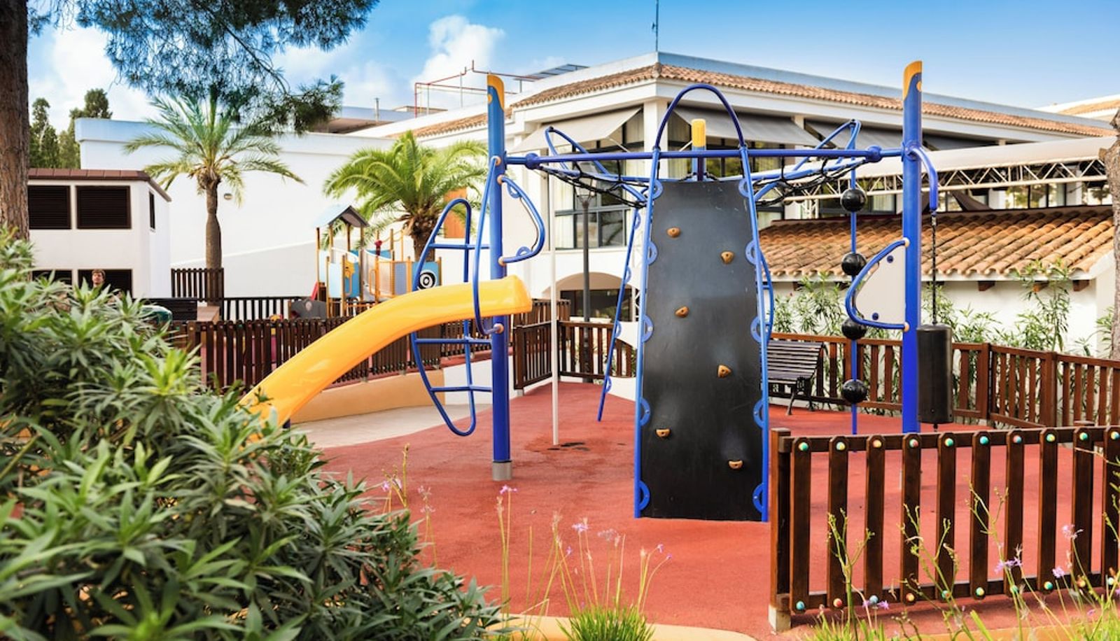 Info - Inturotel Esmeralda Park