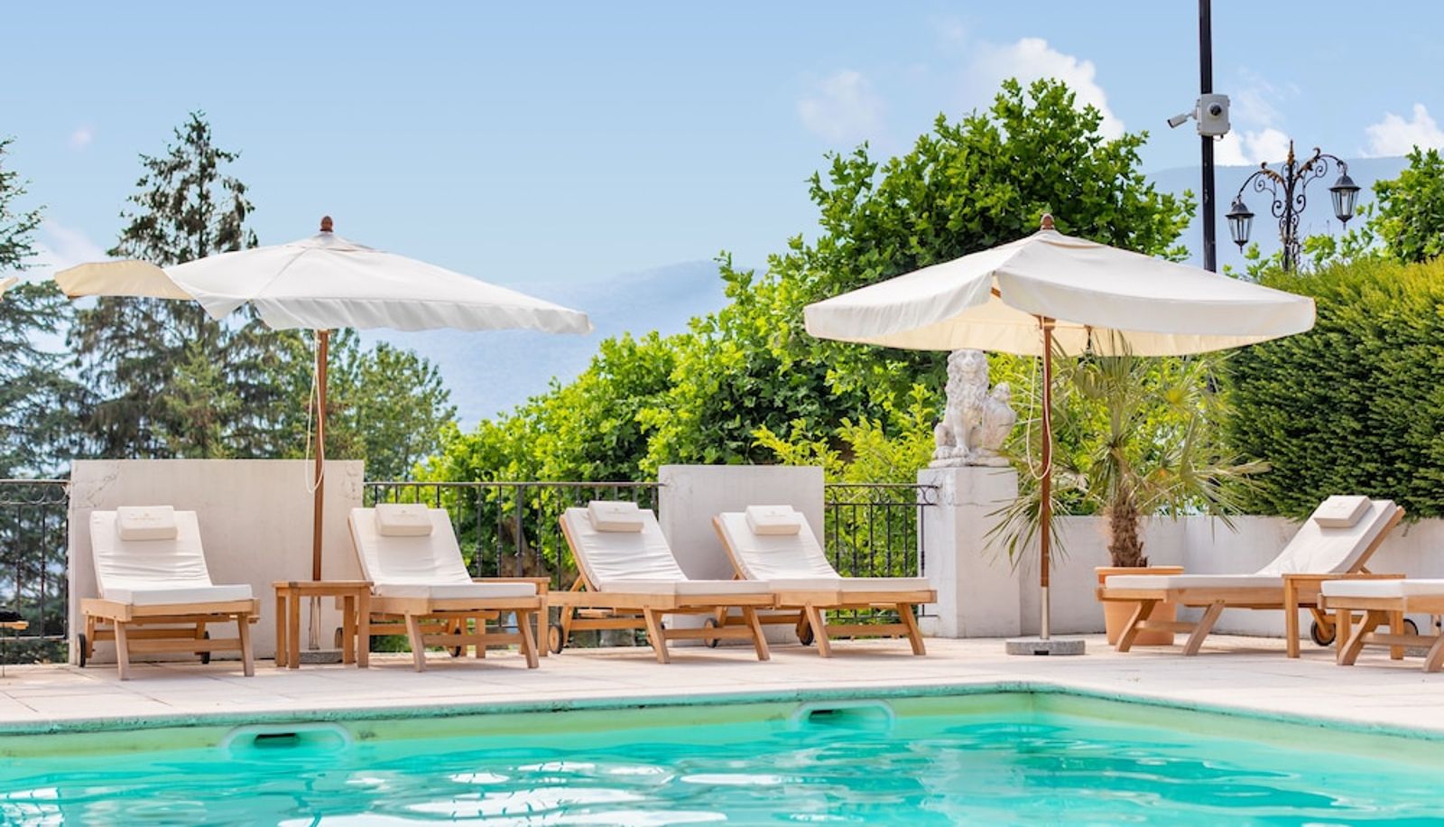 Pool - Le Chateau De Candie