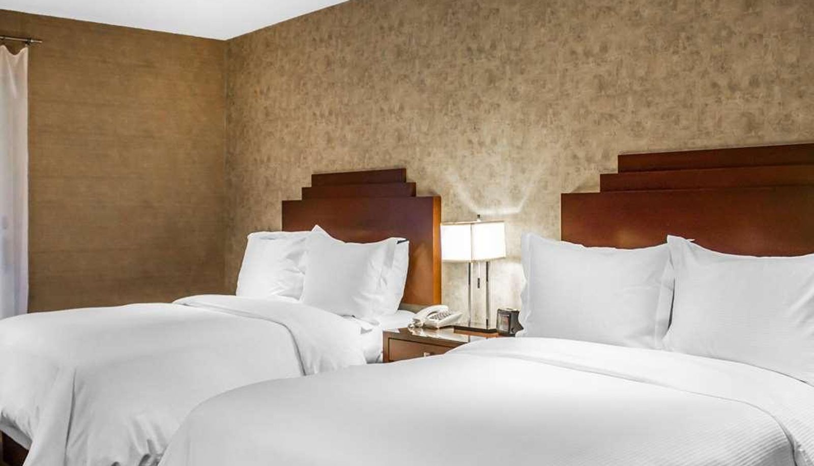 Quadrupla - The Woodlands Inn Ascend Hotel Collection
