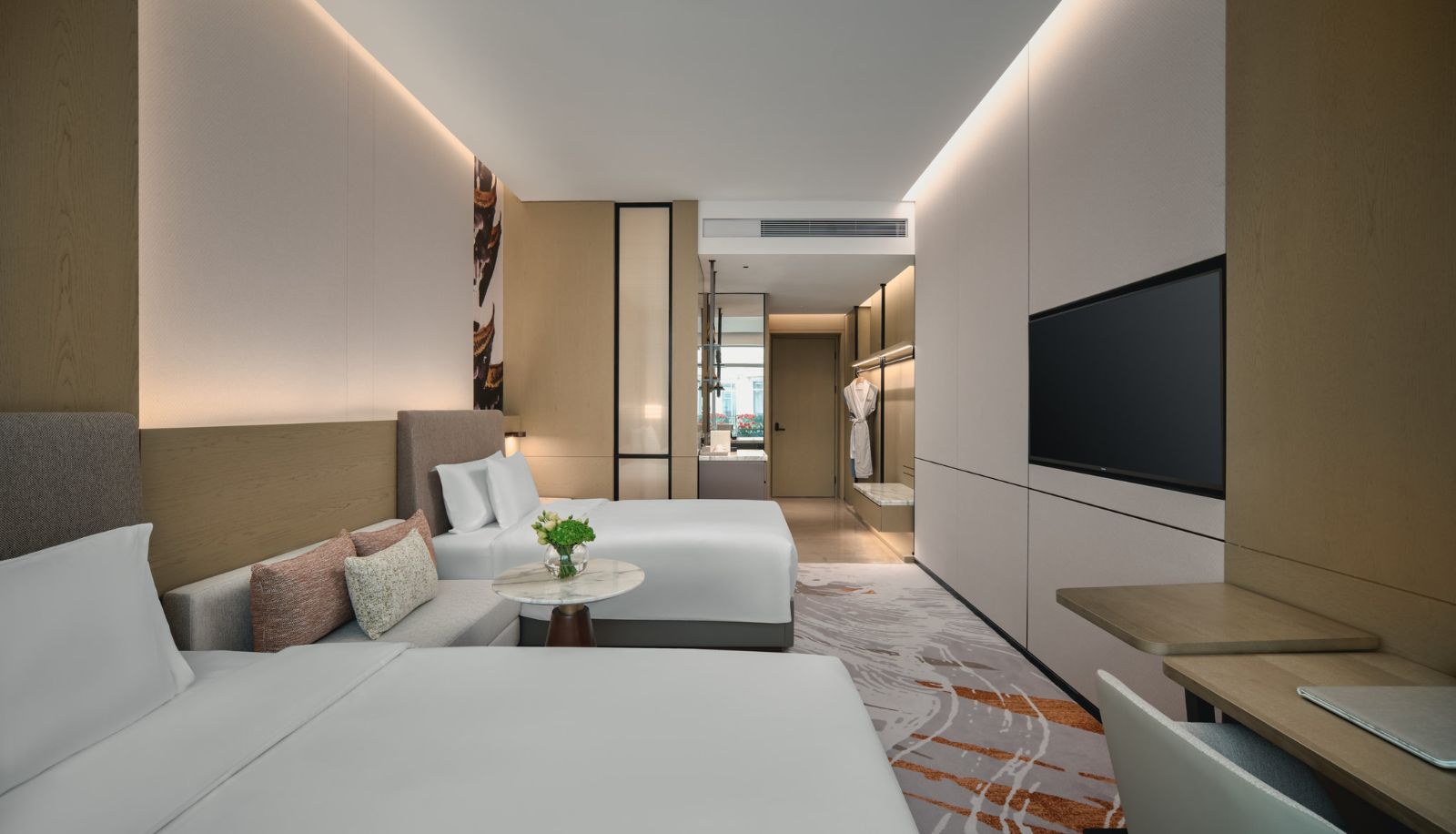 Camera - Crowne Plaza WUHAN TIANHE AIRPORT by IHG
