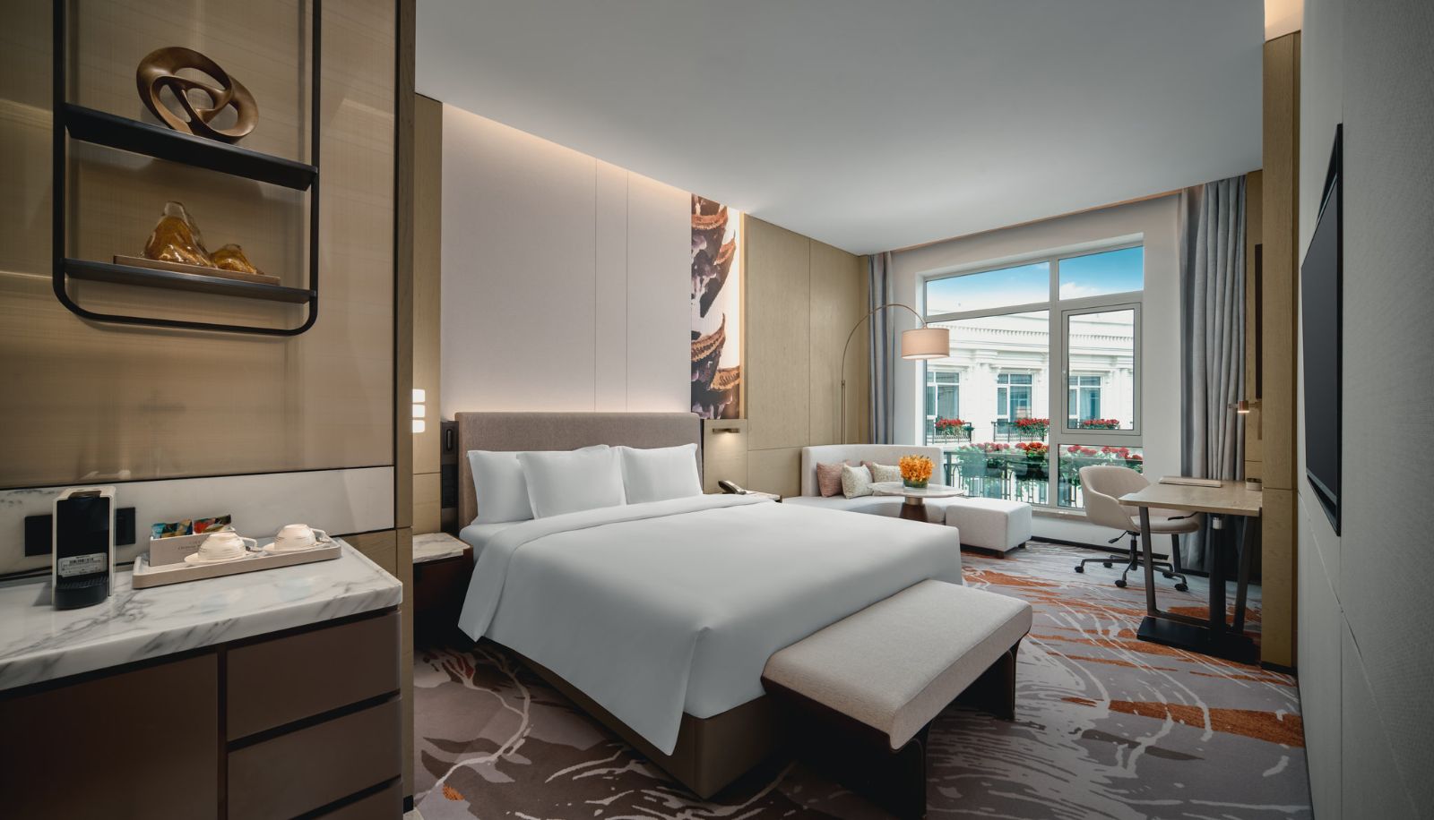 Camera - Crowne Plaza WUHAN TIANHE AIRPORT by IHG