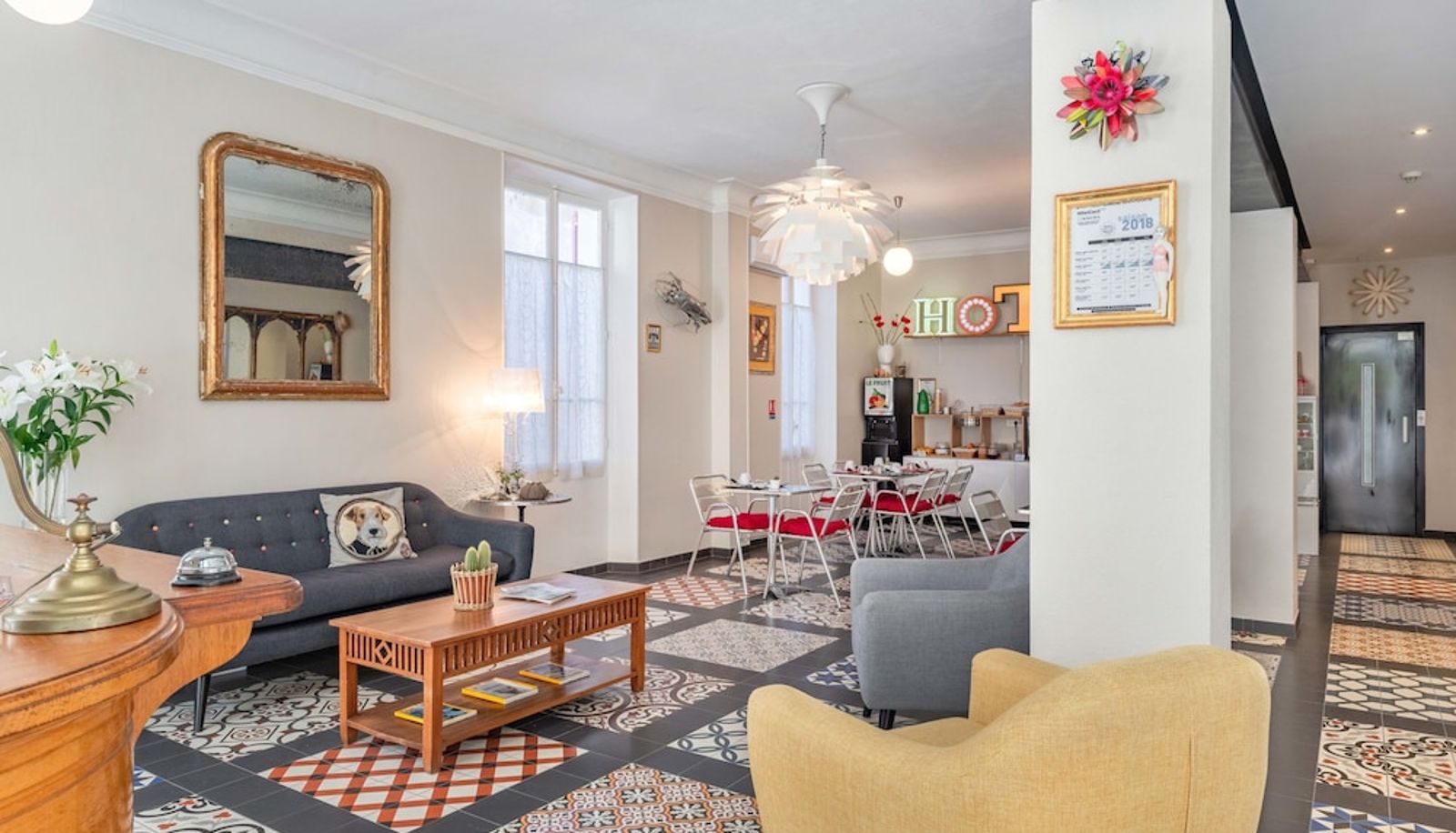 Rezeption - Hôtel Cecil