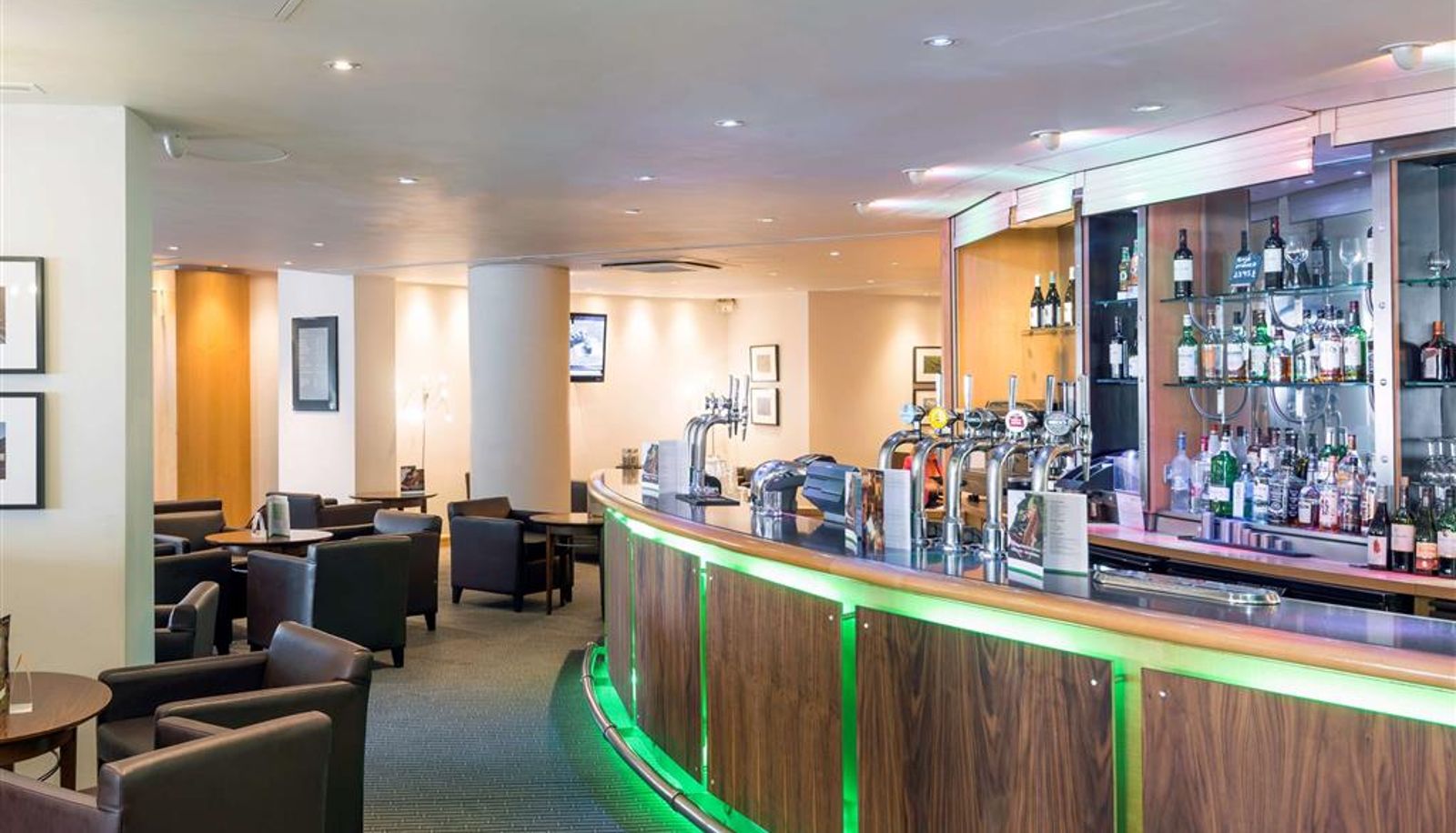 Bar - Best Western London Heathrow Ariel Hotel