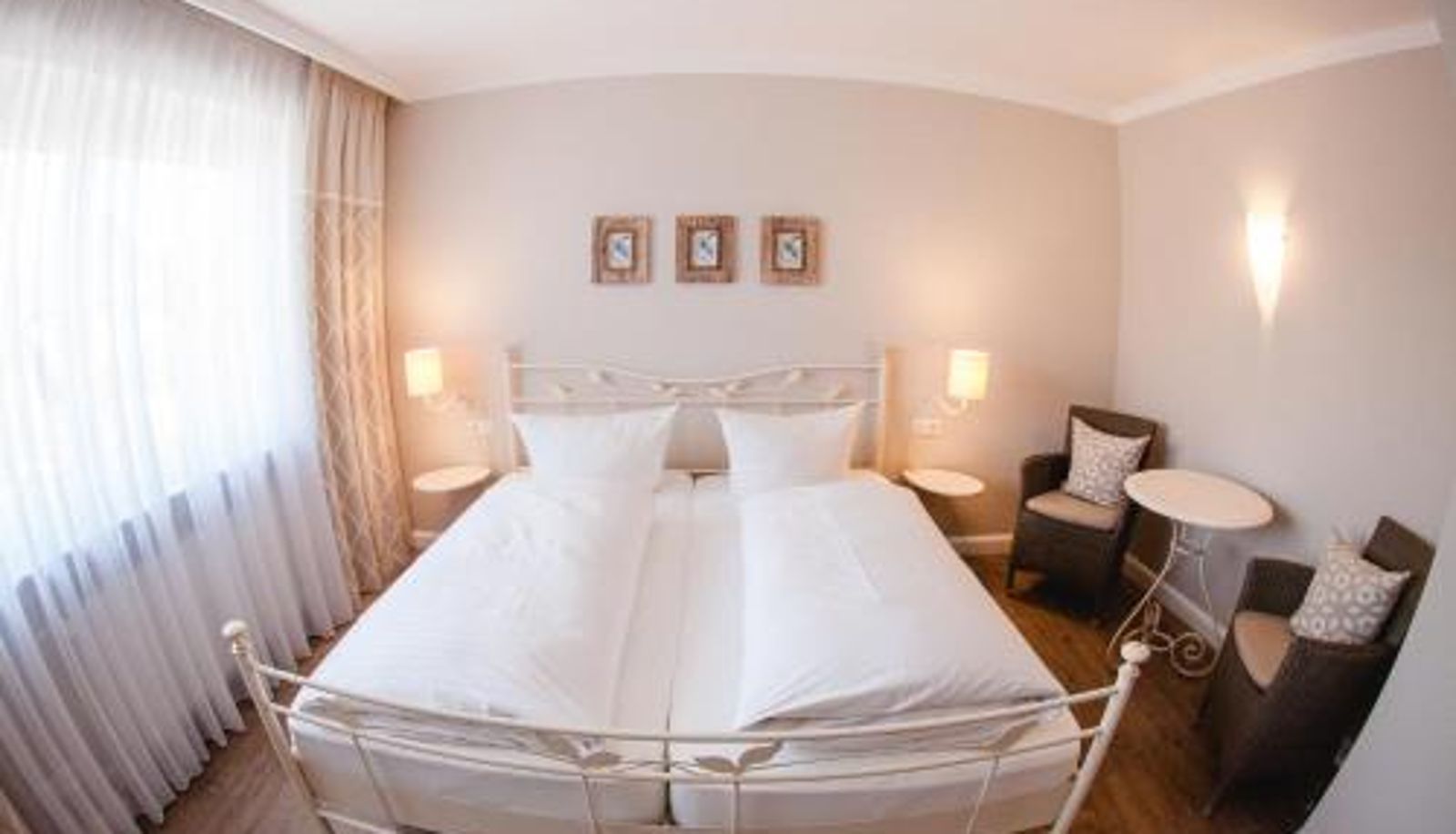 Room - HIRSCH 1783 Hotel LANDHAUS