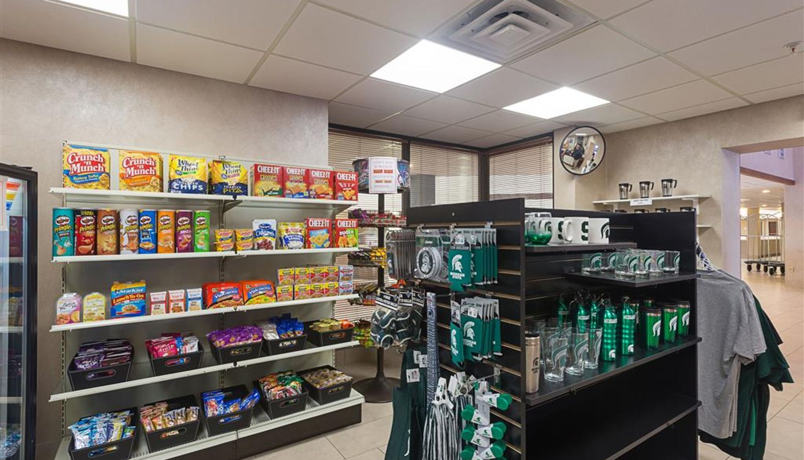 Hall - Quality Suites Lansing West