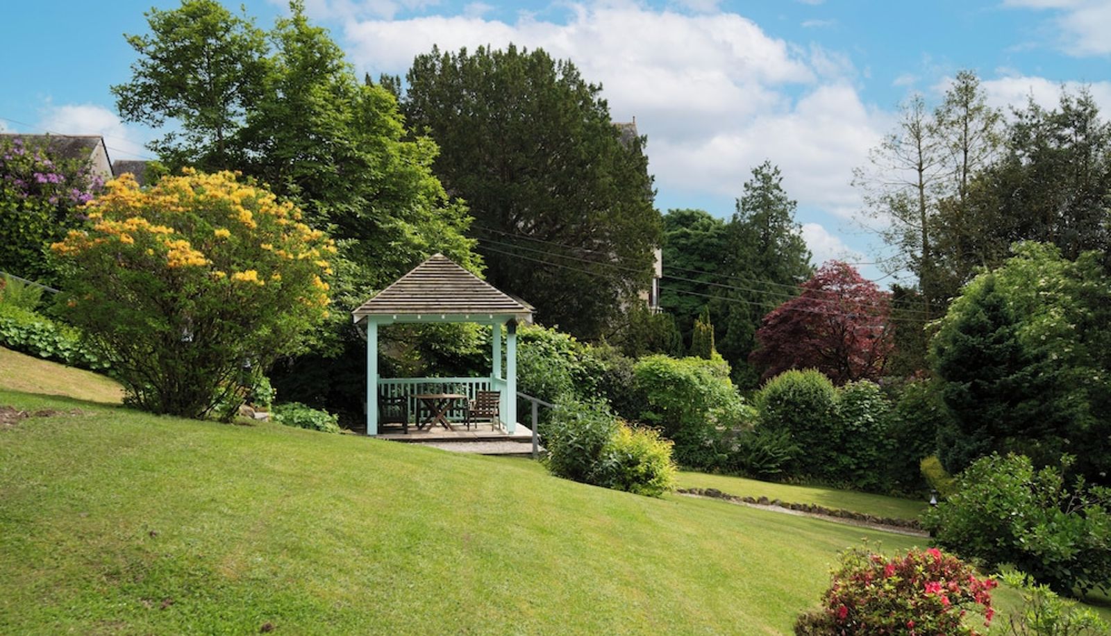 Ogród - Lakehouse at The Waterhead Inn