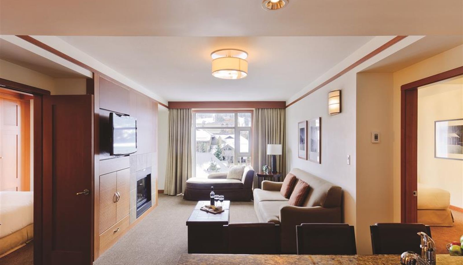 Suite - Pan Pacific Whistler Village Centre