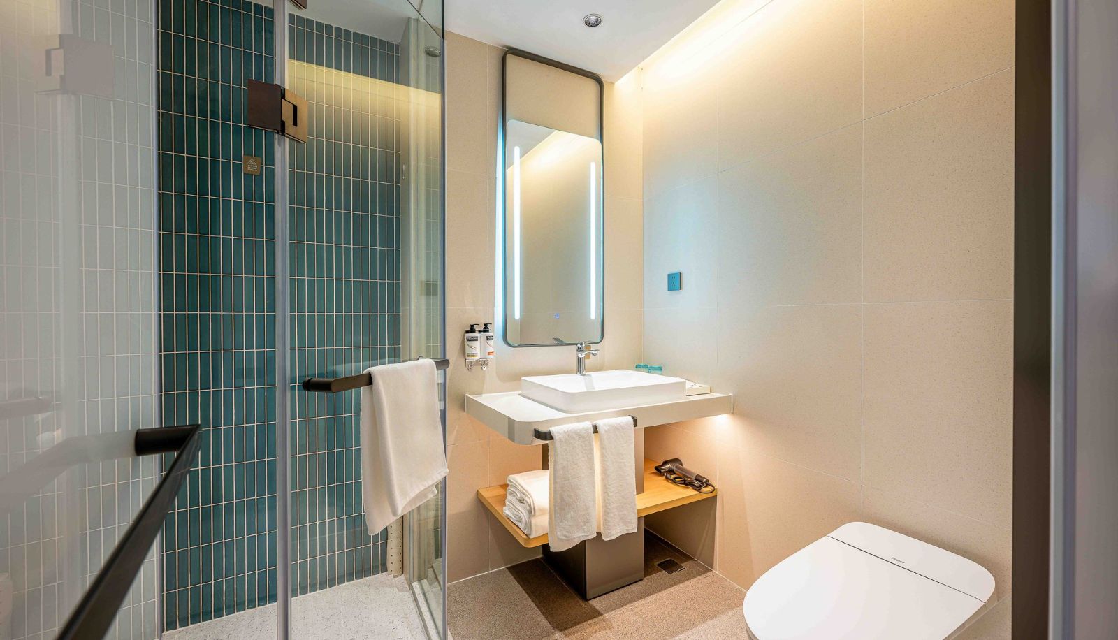 Camera - Holiday Inn Express SHANGHAI PVG ZHUQIAO by IHG