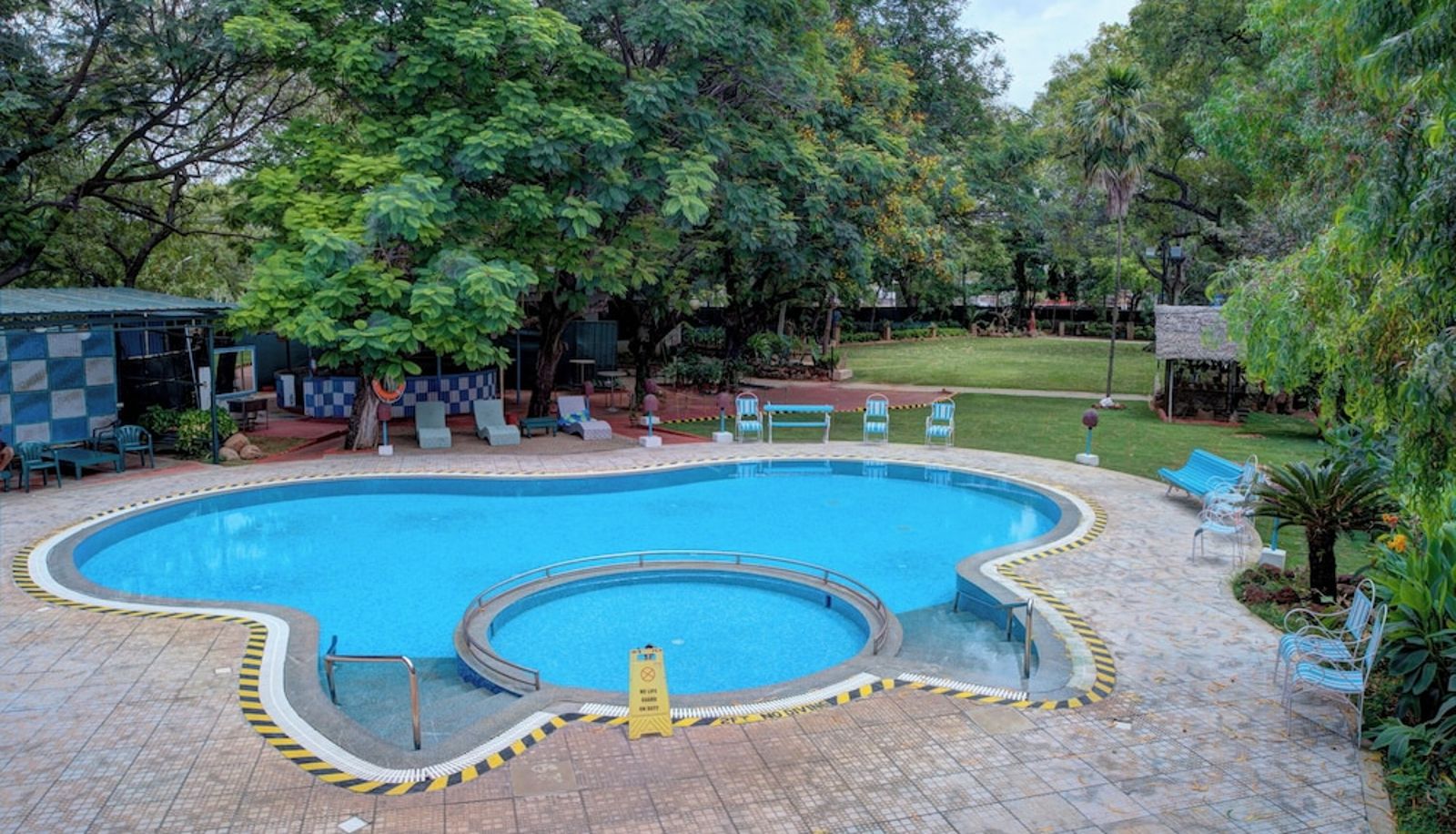 Pool - Fortune Pandiyan Hotel Madurai