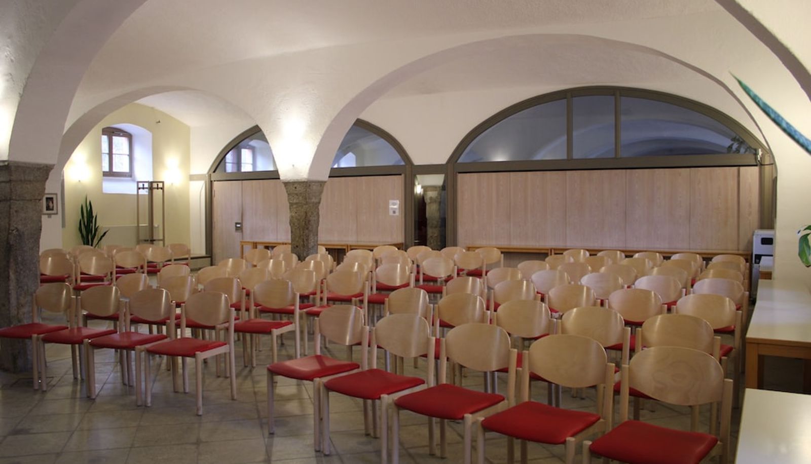 Sala na spotkanie - Gästehäuser St. Marienthal
