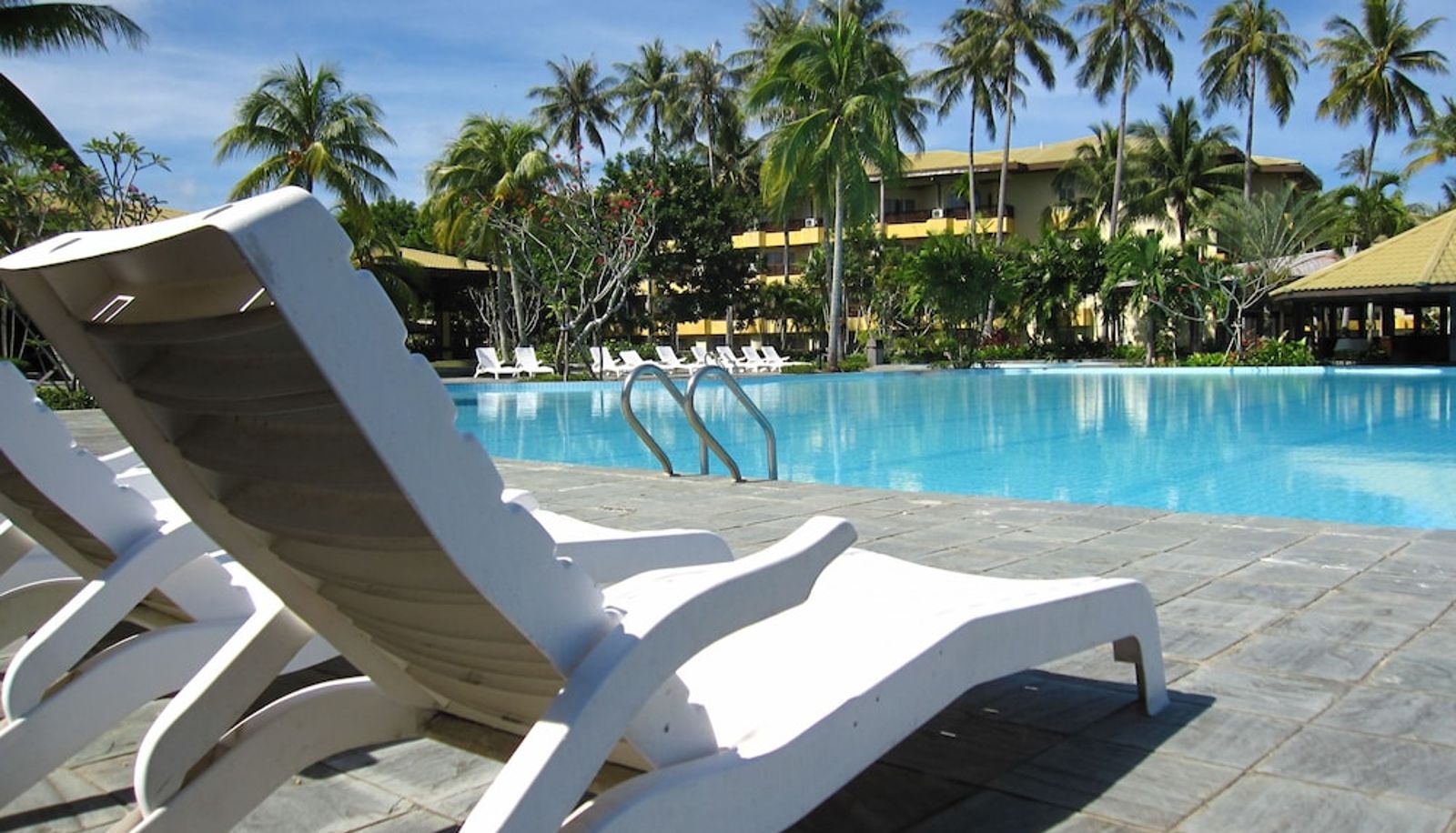 Pool - Palm Beach Resort & Spa