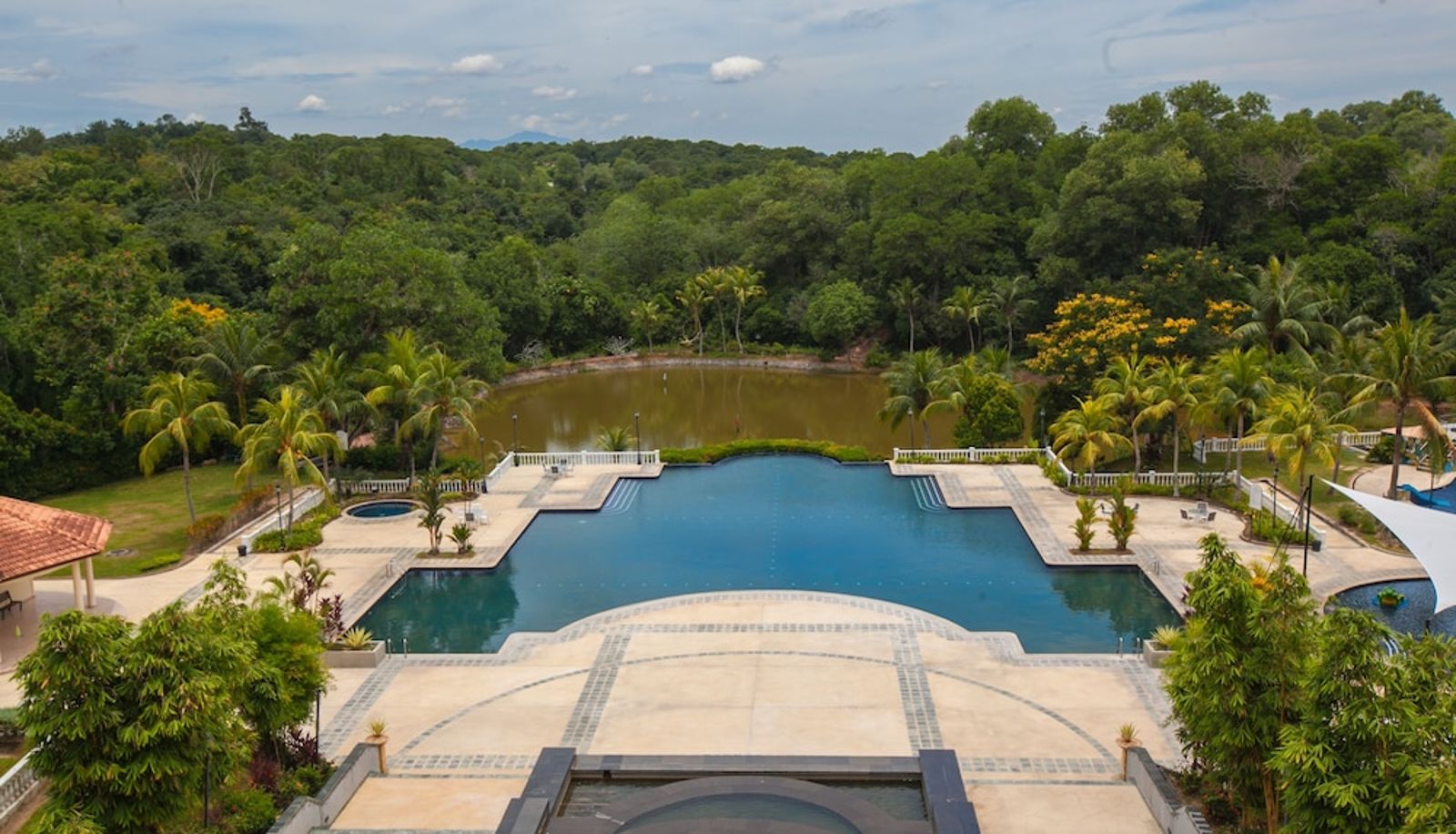 Zwembad - Amverton Heritage Resort