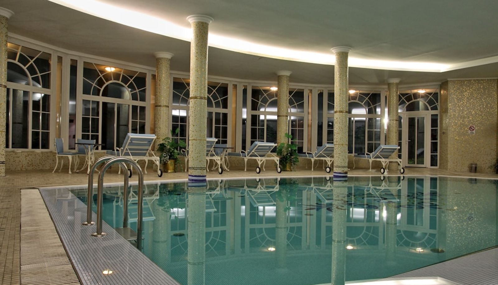Pool - Esplanade Spa and Golf Resort