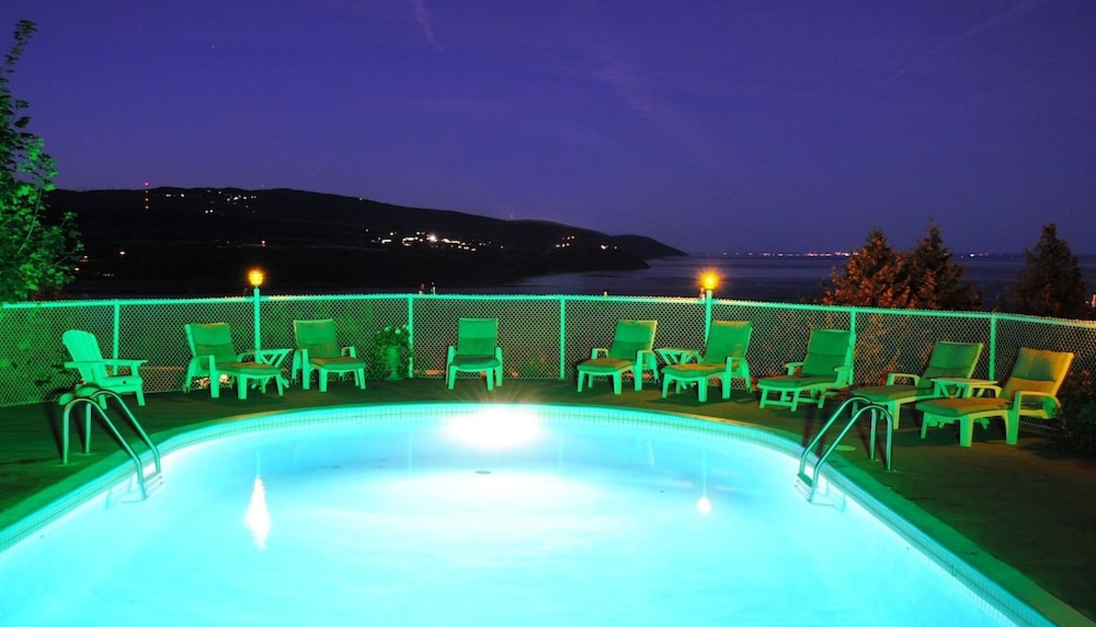 Piscina - Auberge des Falaises
