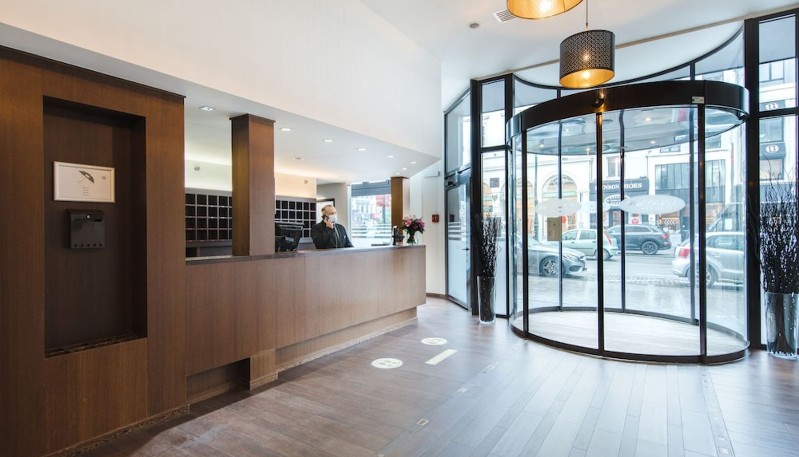 Reception - Hotel Chambord