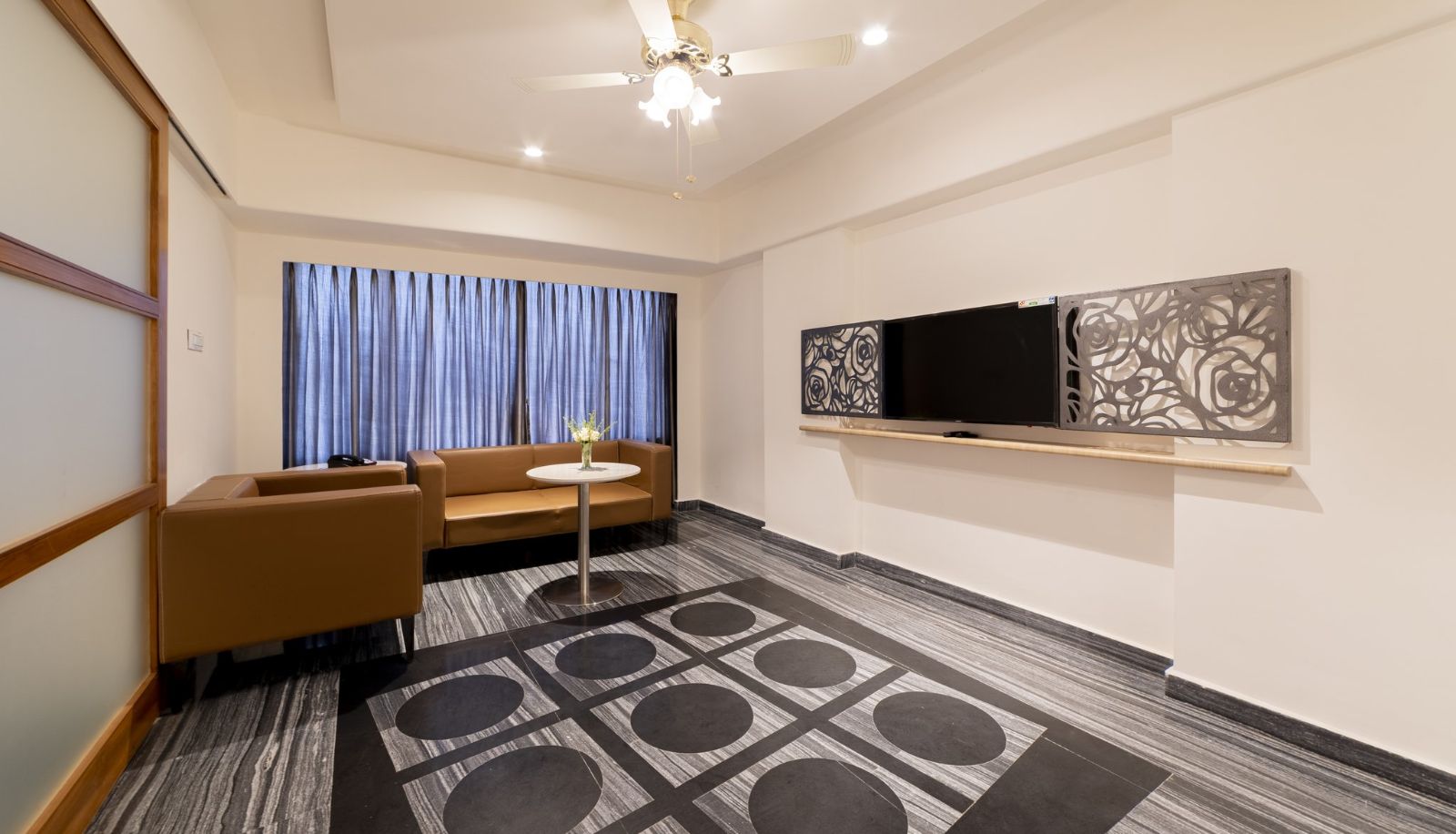 Room - Holiday Inn Express & Suites VIJAYAWADA by IHG