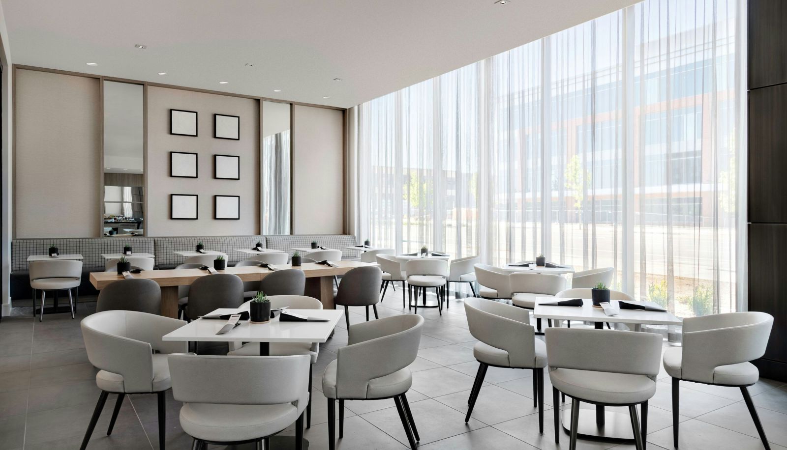 Zimmer - AC Hotels by Marriott Bentonville