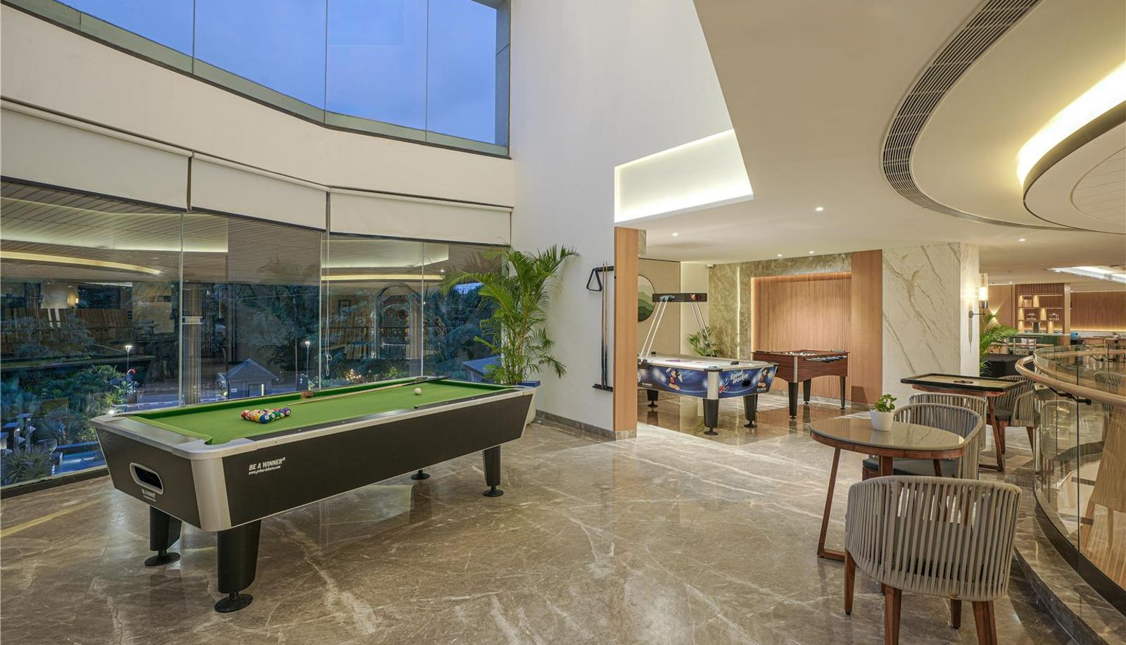 Vista interna - Radisson Resort and Spa Khopoli