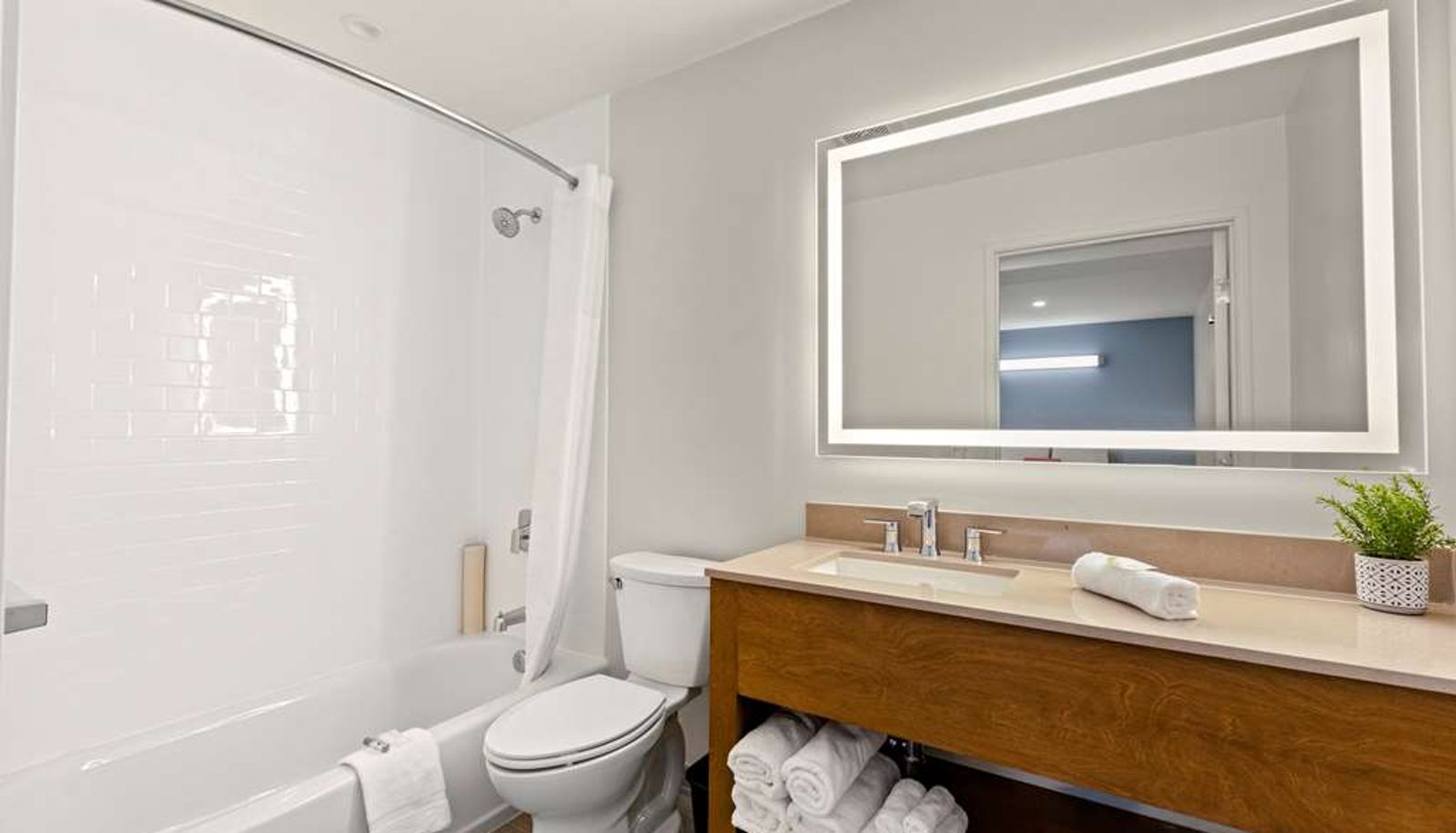 Kamer - Good Nite Inn Calabasas - Malibu Area