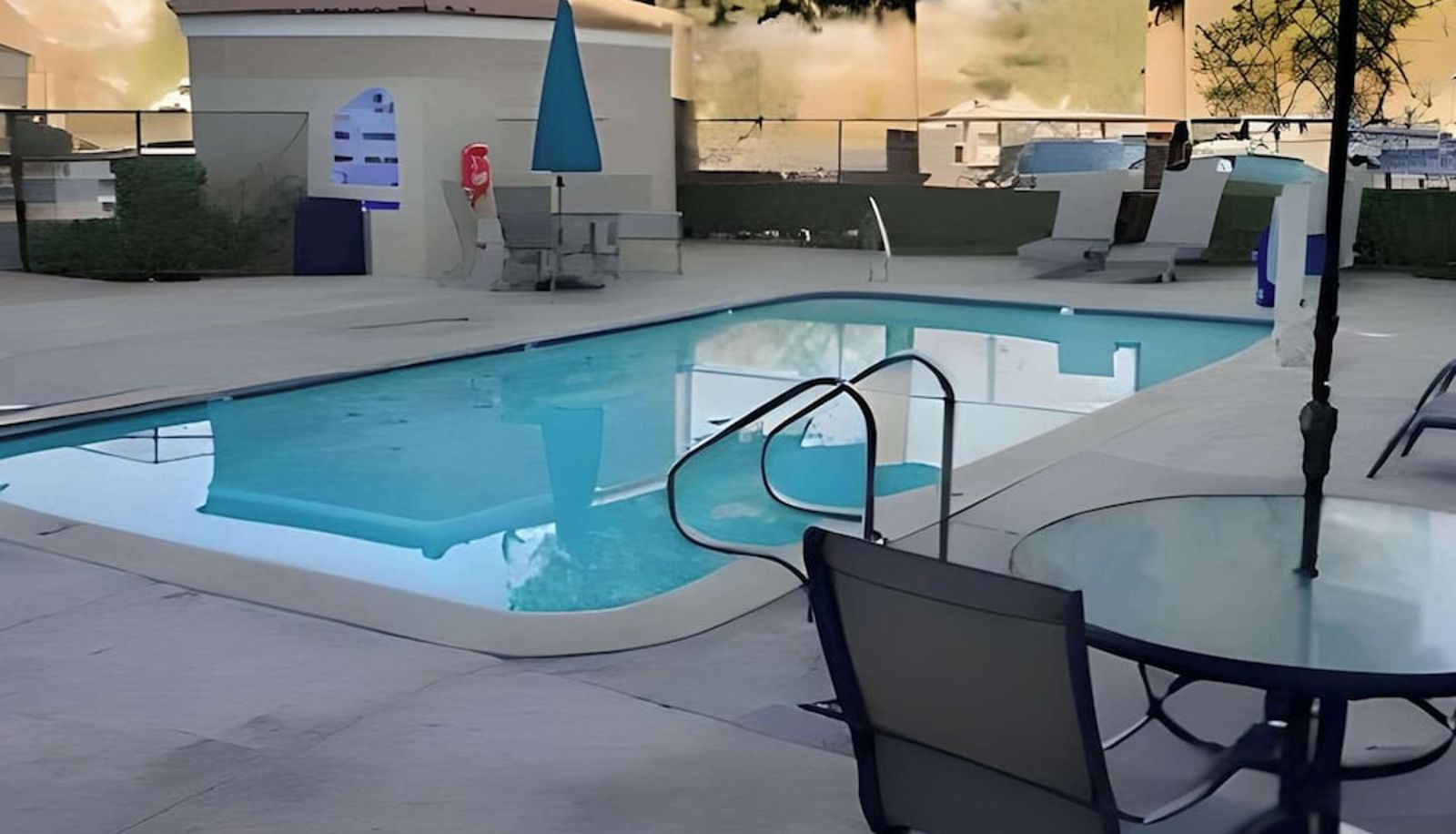Pool - Comfort Inn Rohnert Park - Sonoma County